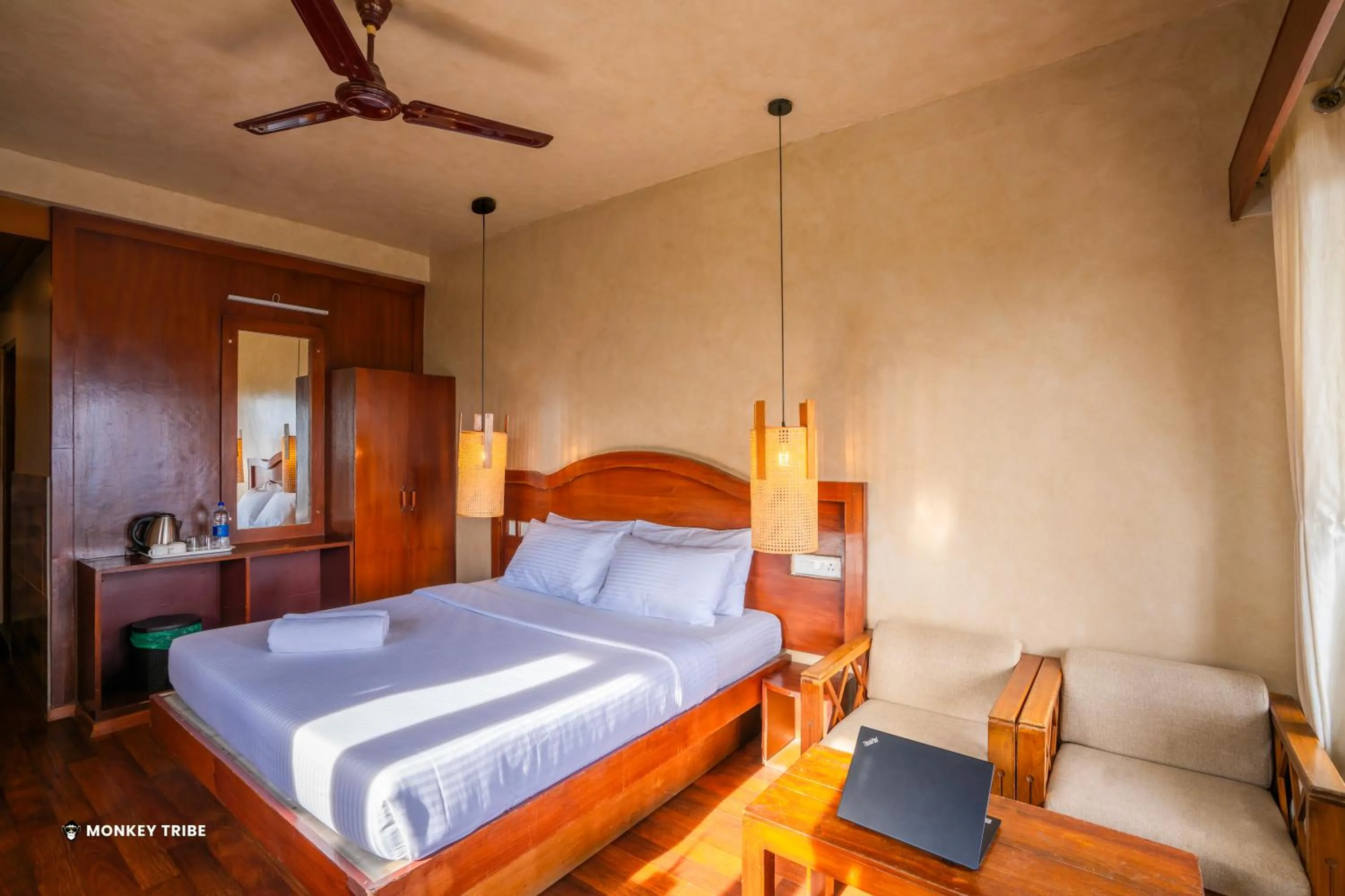 Bed in Monkey Tribe Munnar