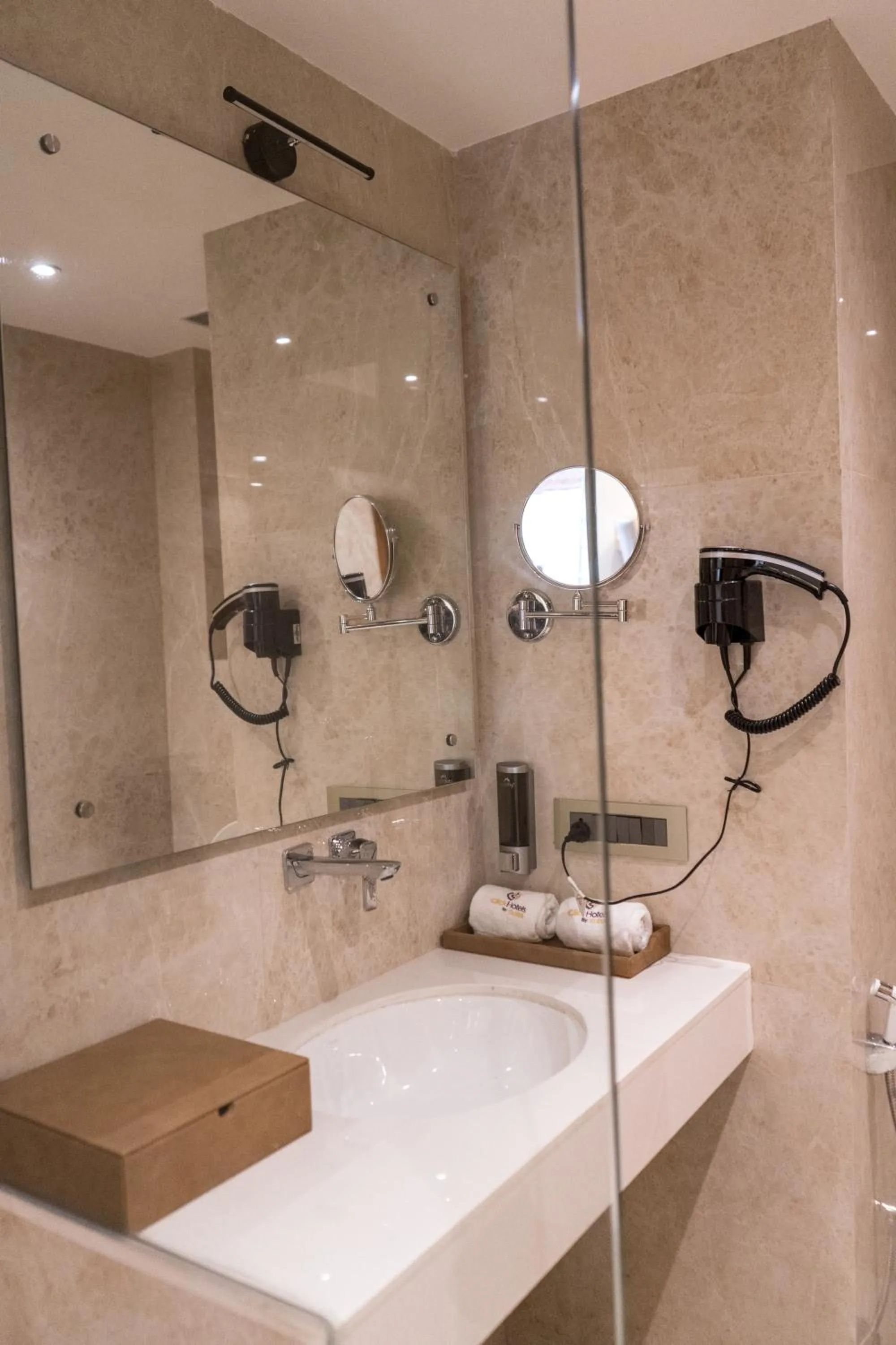 Click collection Lucknow