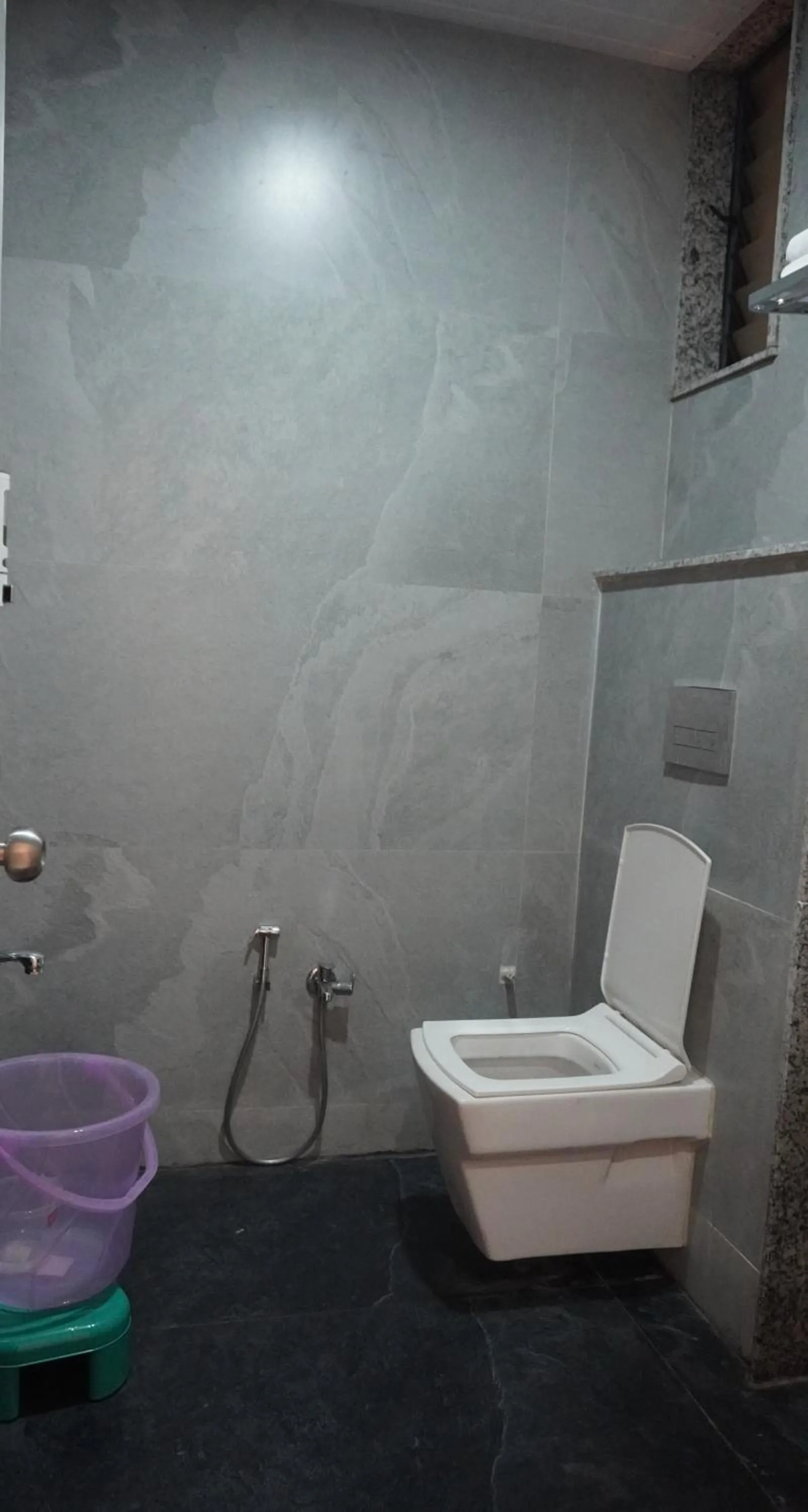 Bathroom in Hotel Sahara Residency
