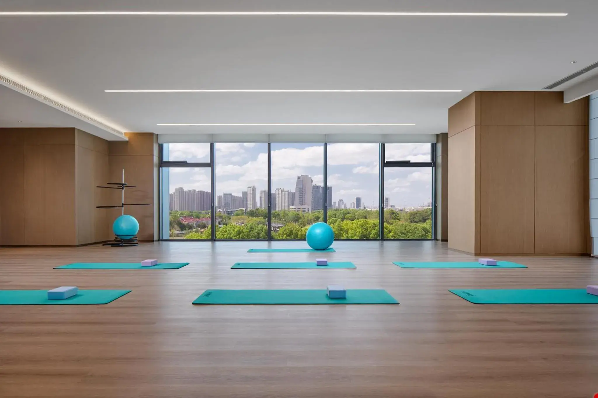 Fitness centre/facilities in Holiday Inn Kunshan East by IHG Fitness centre/facilities in Holiday Inn Kunshan East by IHG