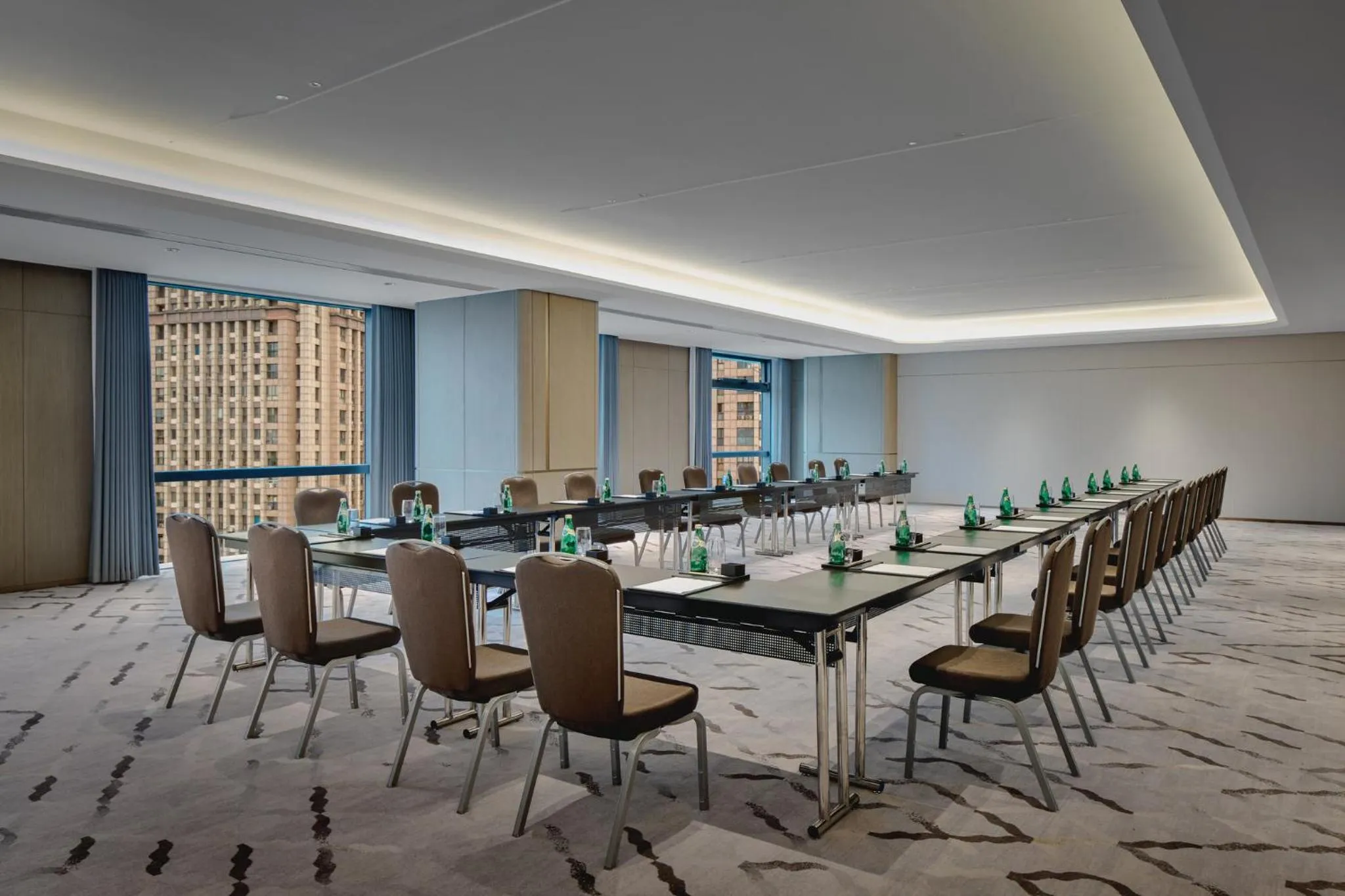 Meeting/conference room in Holiday Inn Kunshan East by IHG