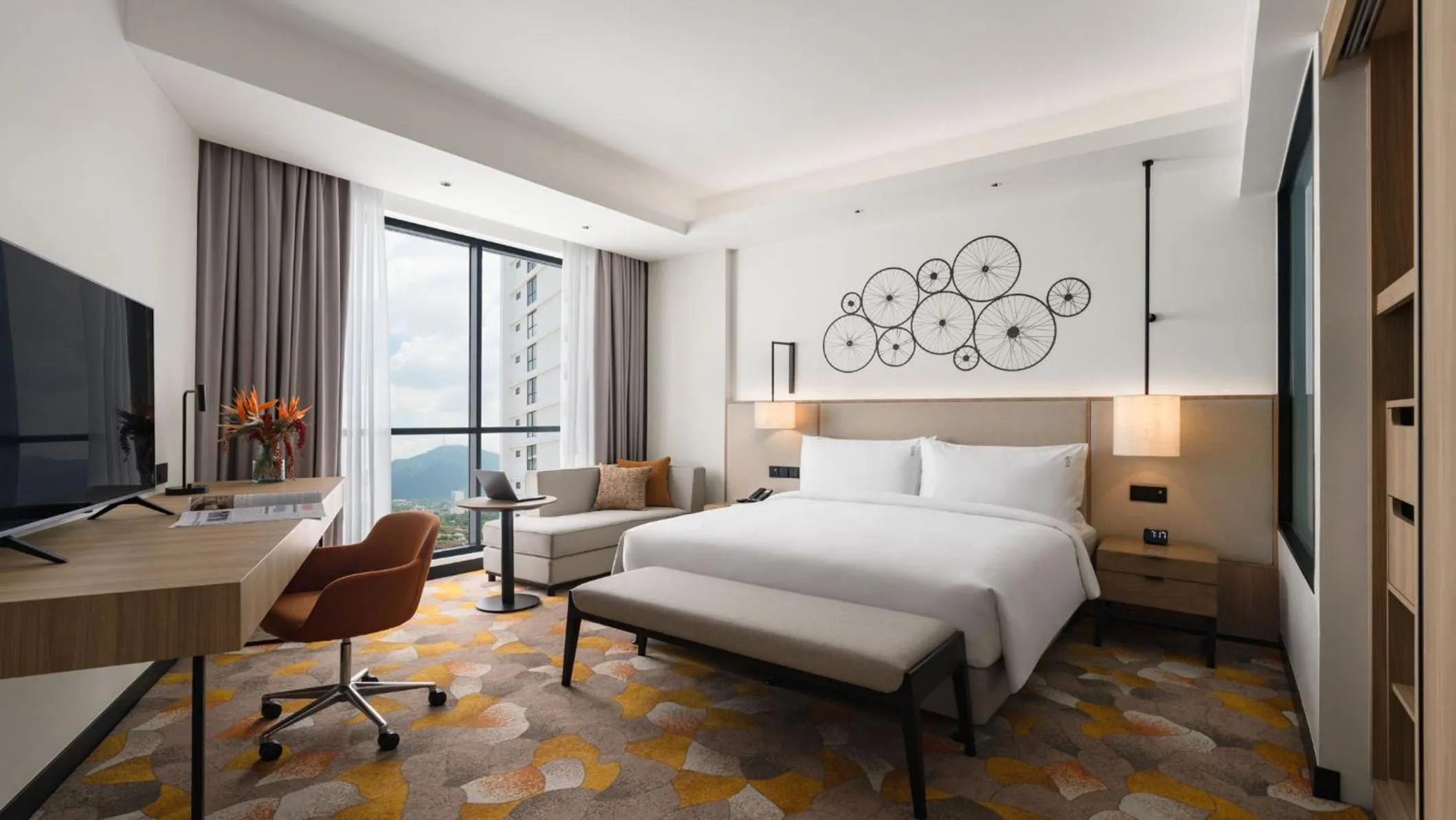 Photo of the whole room, Bed in Holiday Inn & Suites Penang Prai by IHG