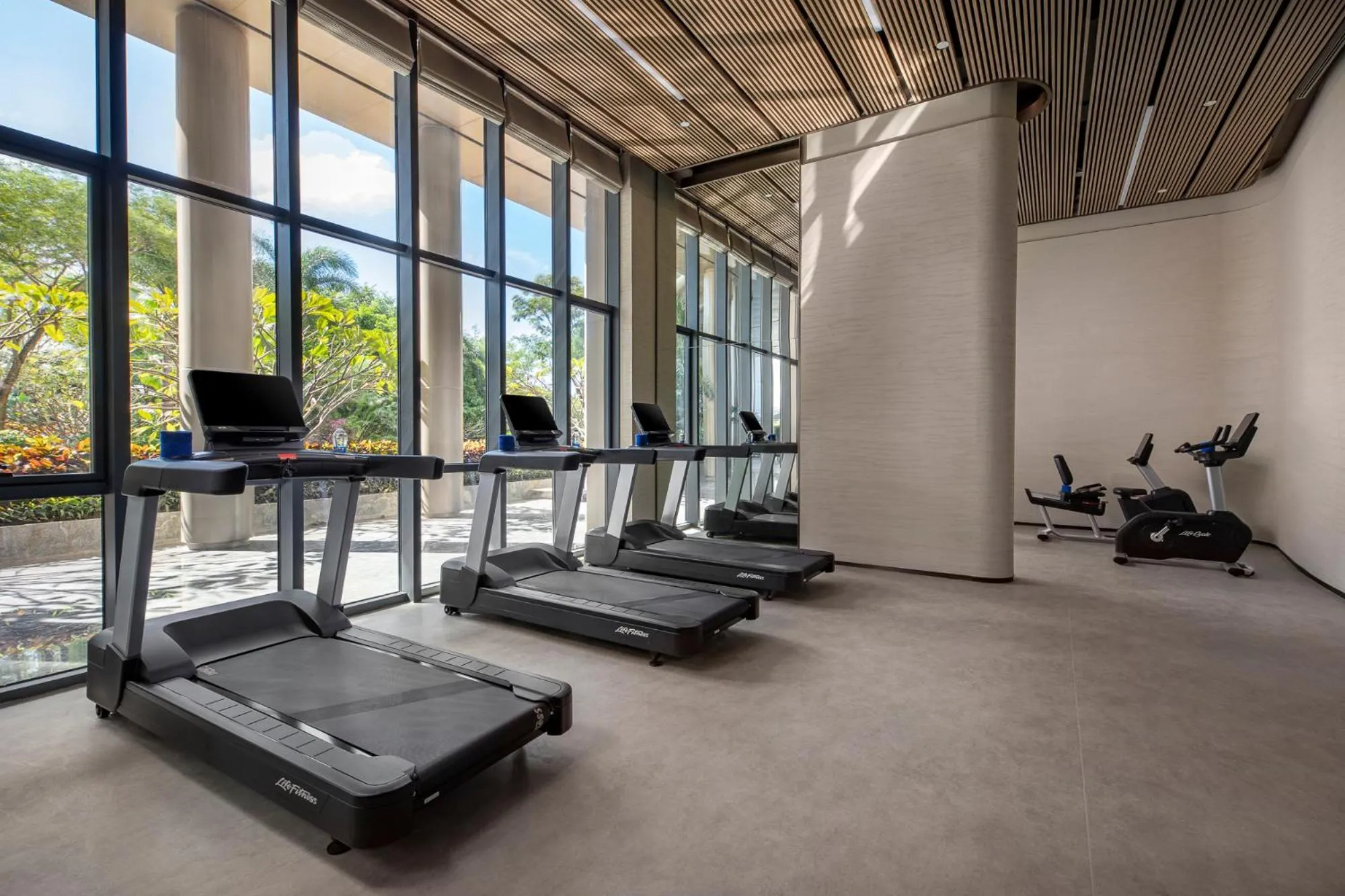 Fitness centre/facilities in Crowne Plaza Sanya Yazhou Bay by IHG