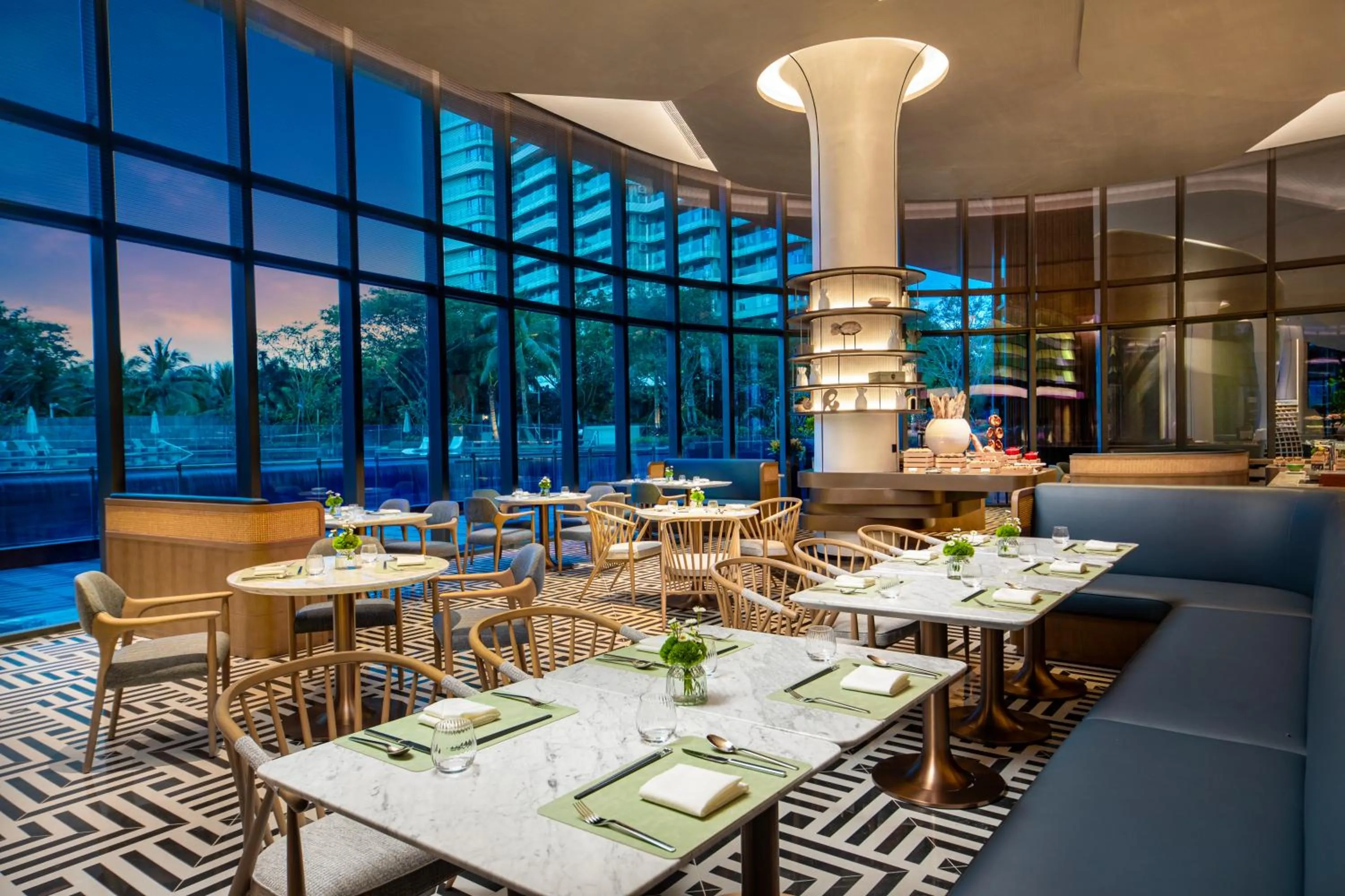 Restaurant/places to eat in Crowne Plaza Sanya Yazhou Bay by IHG