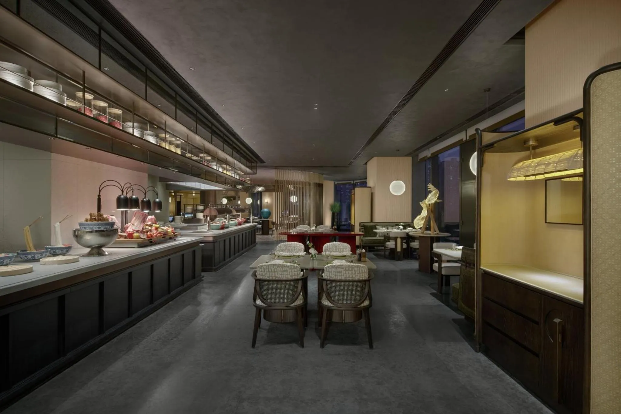 Restaurant/places to eat in HUALUXE Shenzhen Bao'an