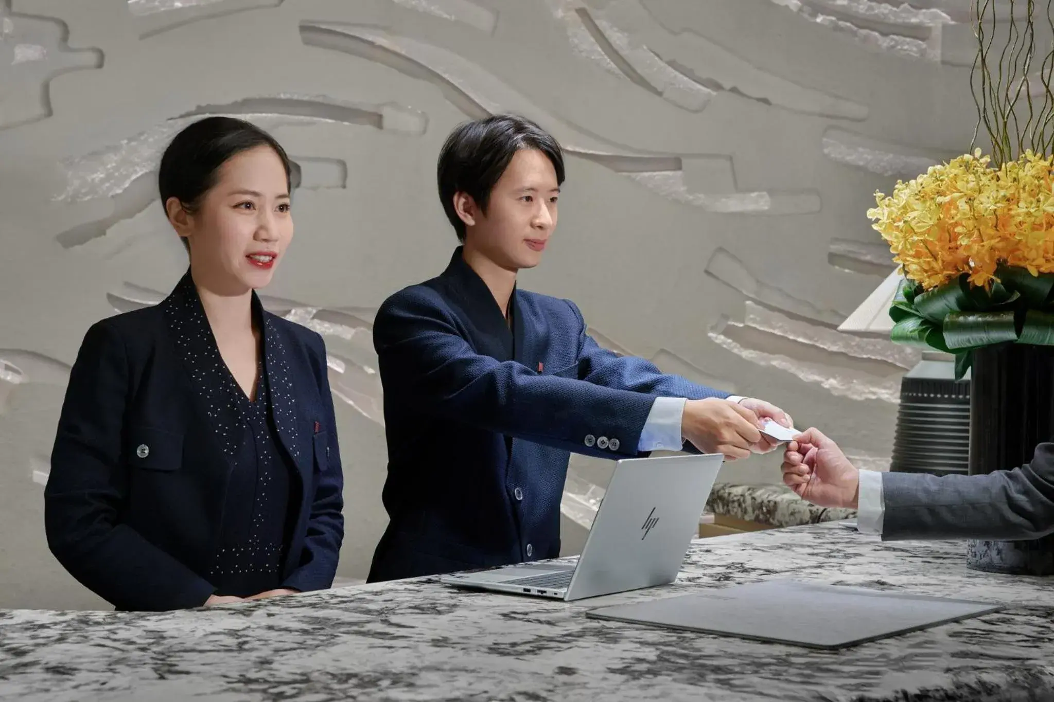 Property building in HUALUXE Shenzhen Bao'an Property building in HUALUXE Shenzhen Bao'an