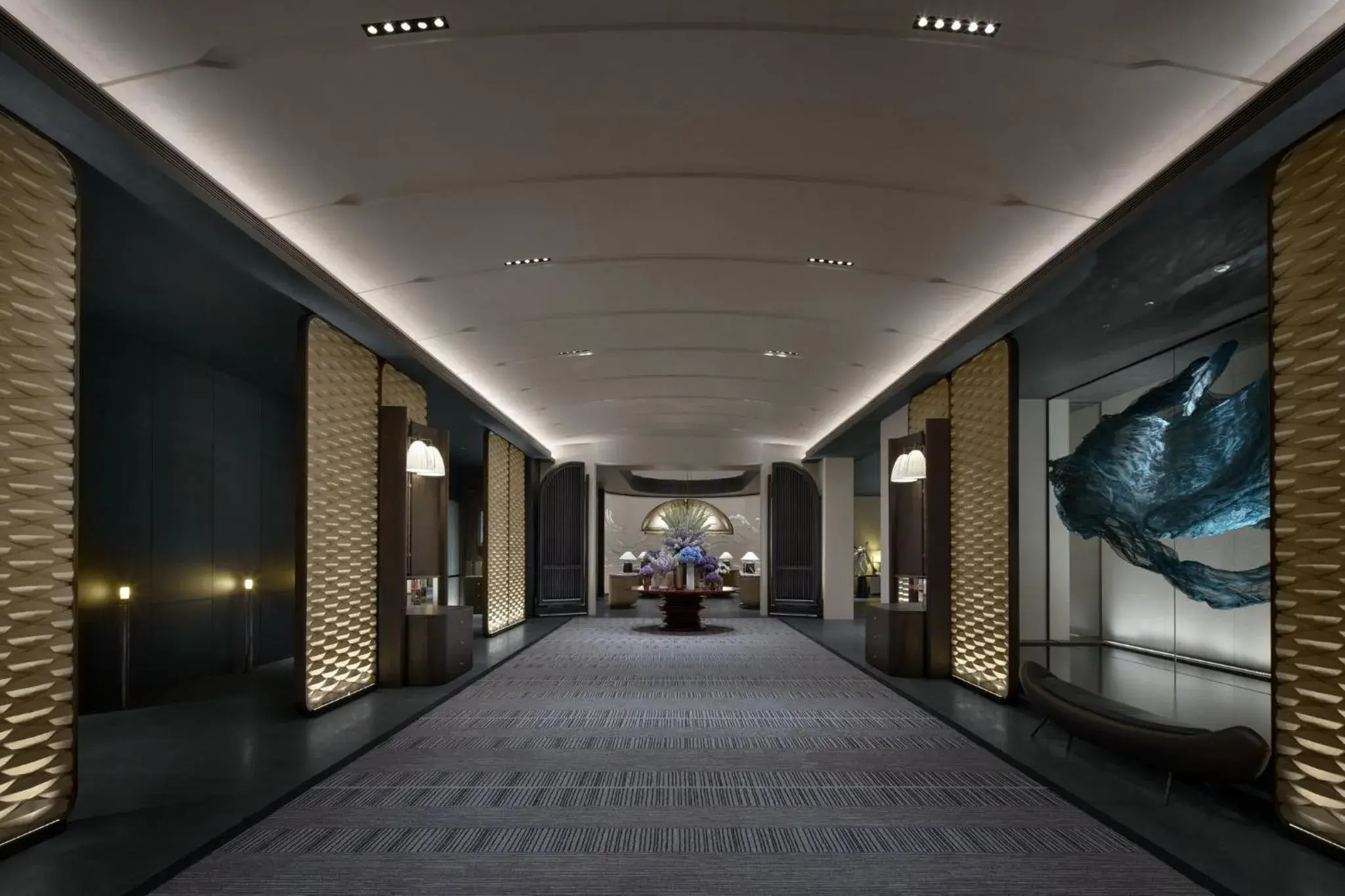 Property building in HUALUXE Shenzhen Bao'an Property building in HUALUXE Shenzhen Bao'an