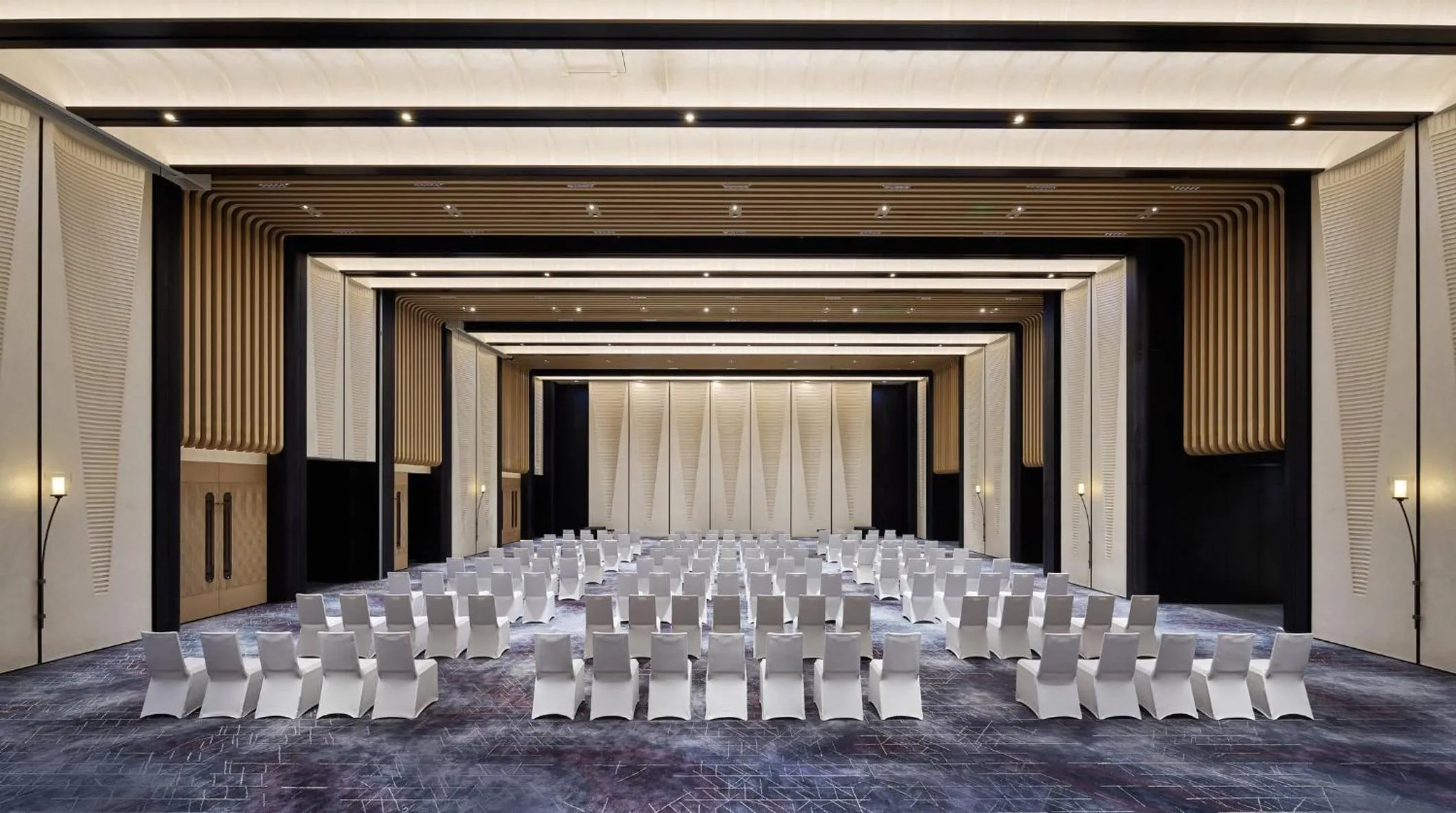 Banquet/Function facilities in HUALUXE Shenzhen Bao'an