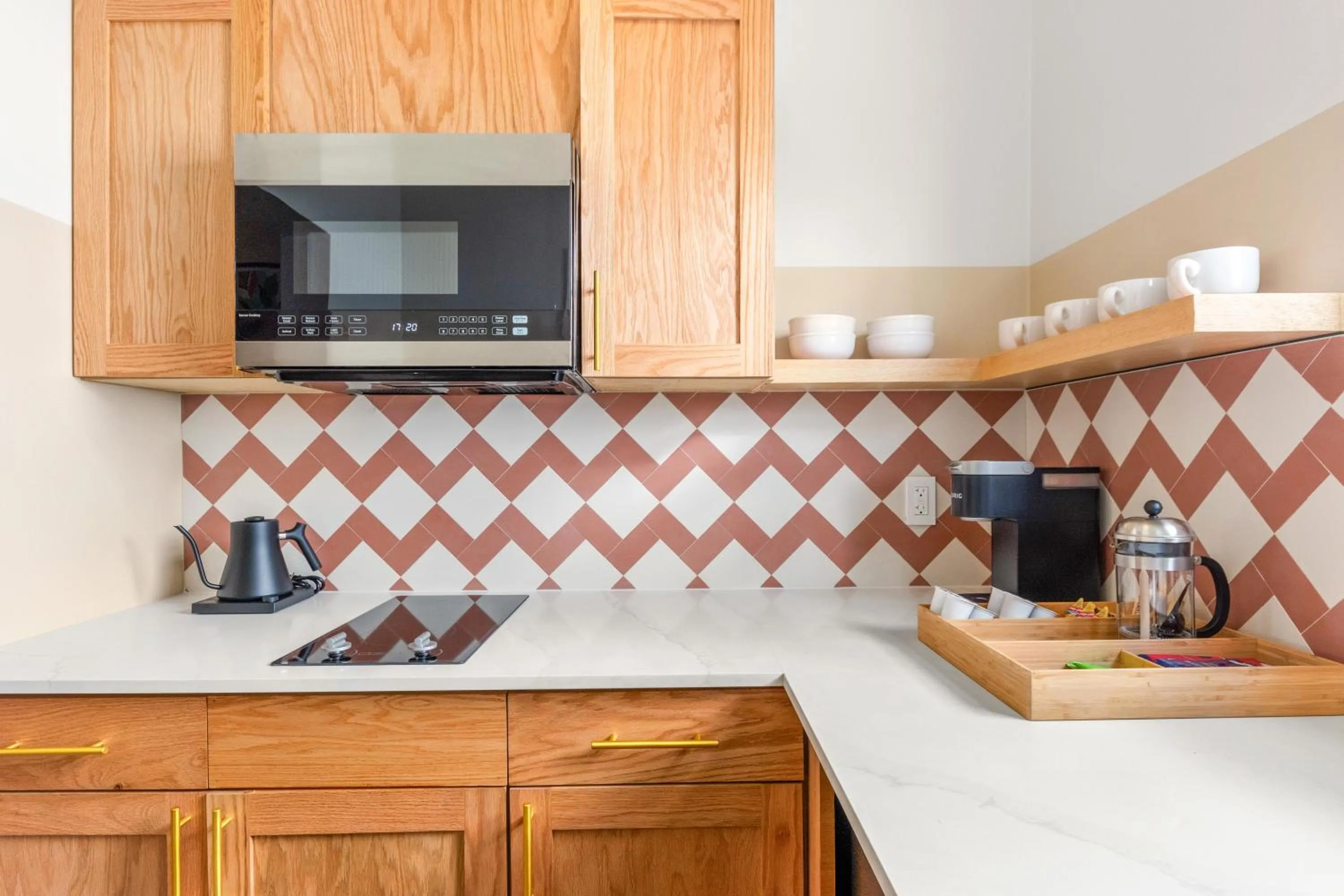 Coffee/tea facilities in Beach Plaza