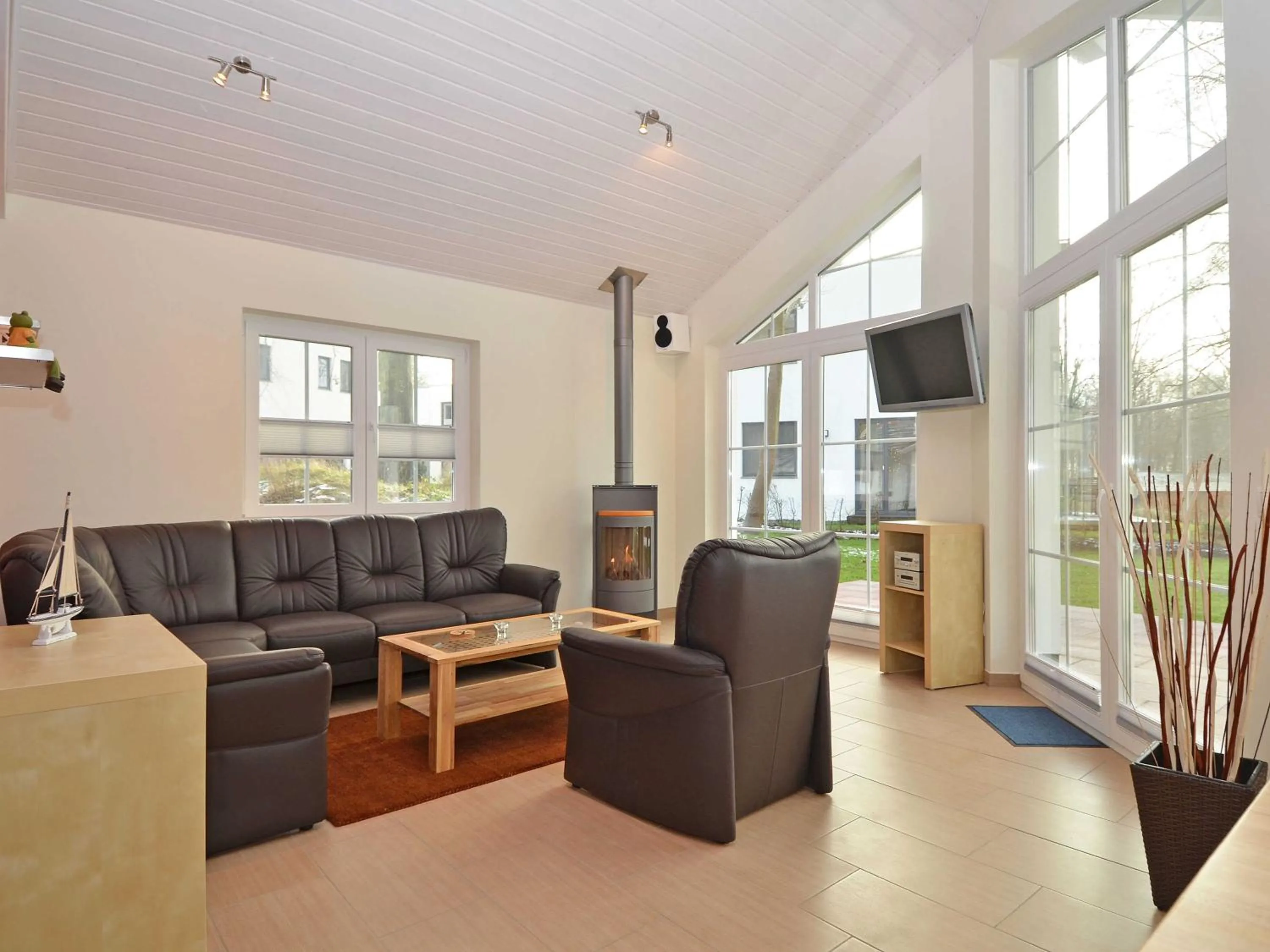 TV and multimedia in Strandhus Sellin - Apt. 02