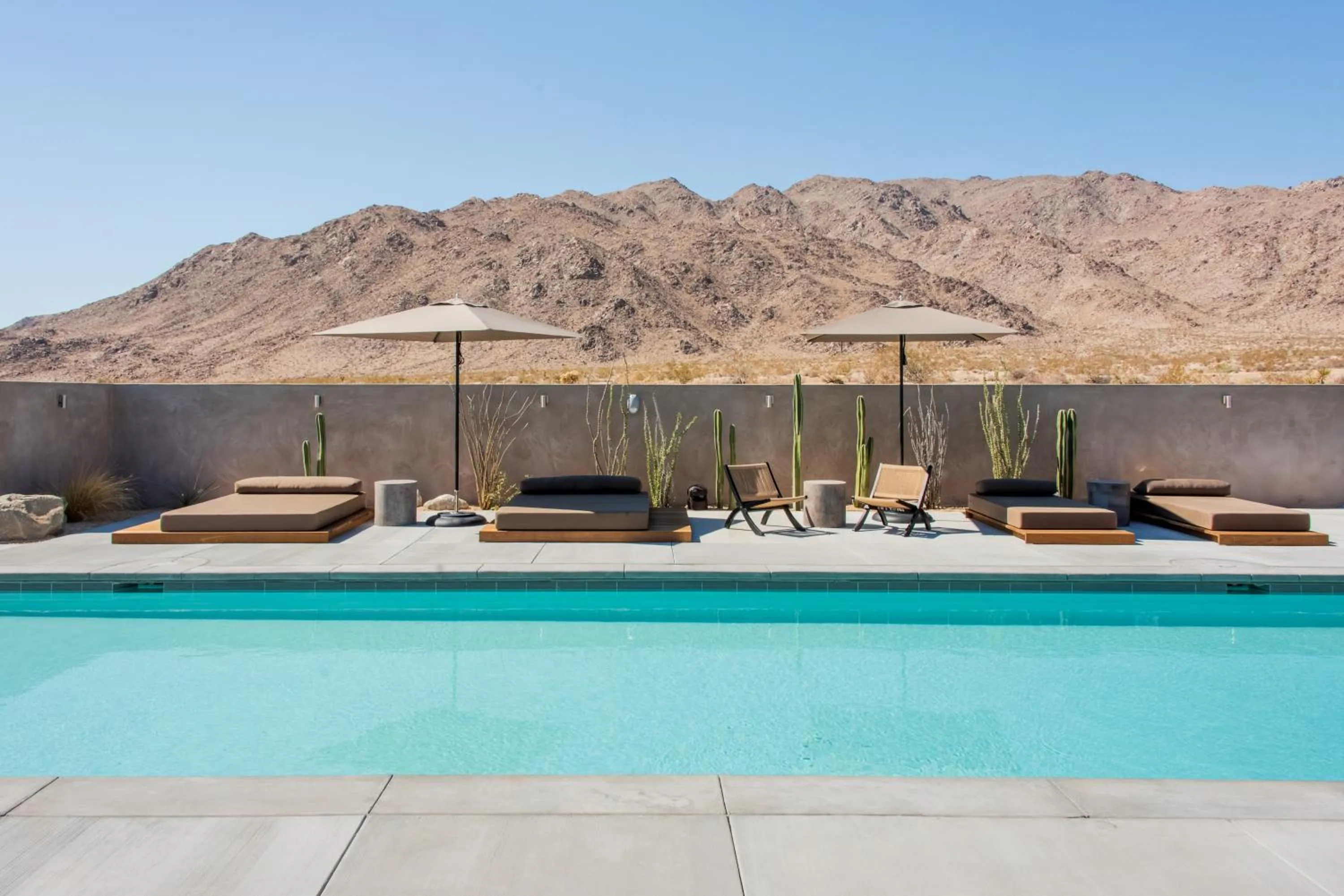 Pool view in RESET Hotel Joshua Tree