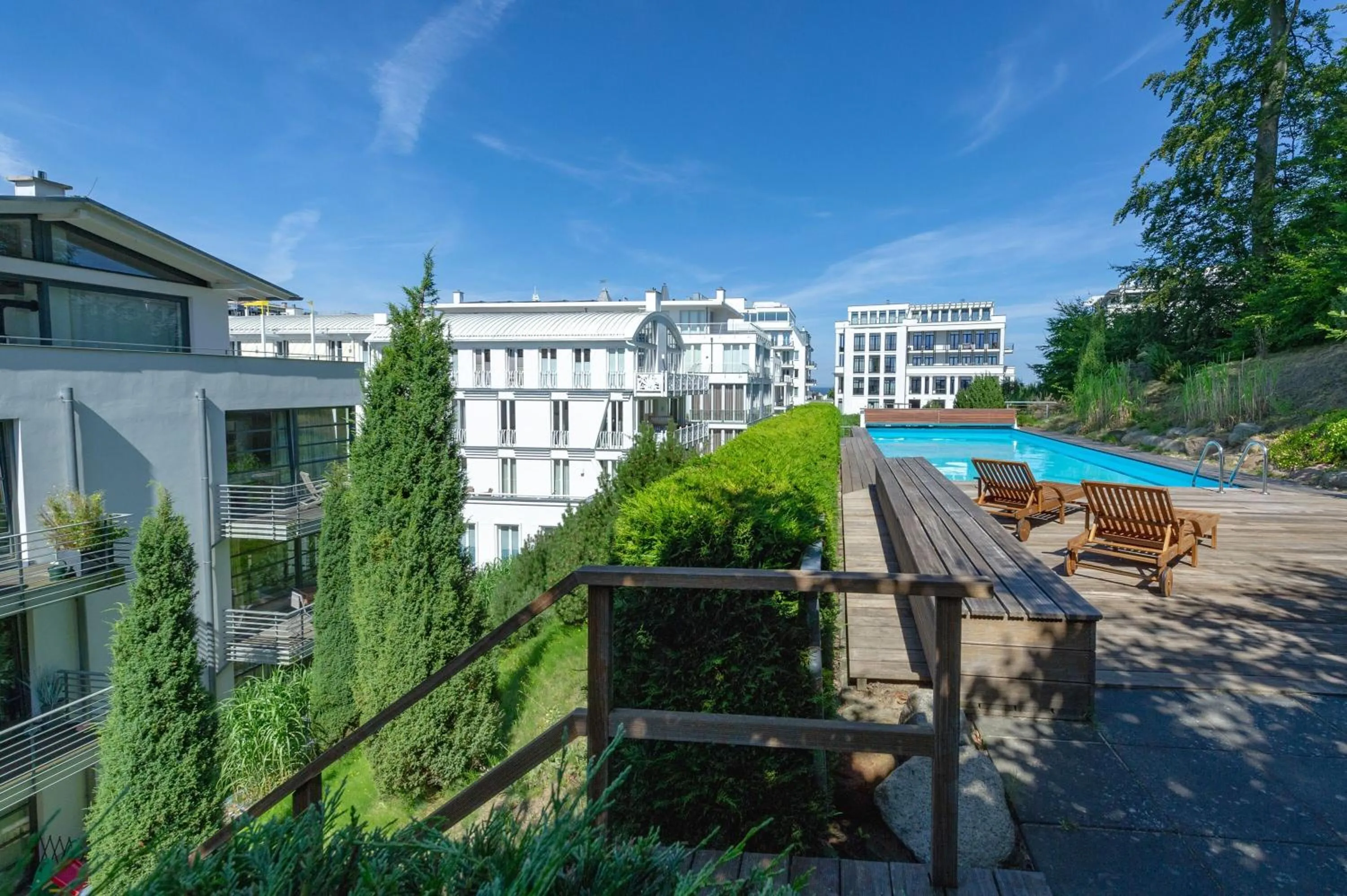 Swimming pool in Villa Paula in Sellin - Penthouse mit Kamin und Dachterrasse