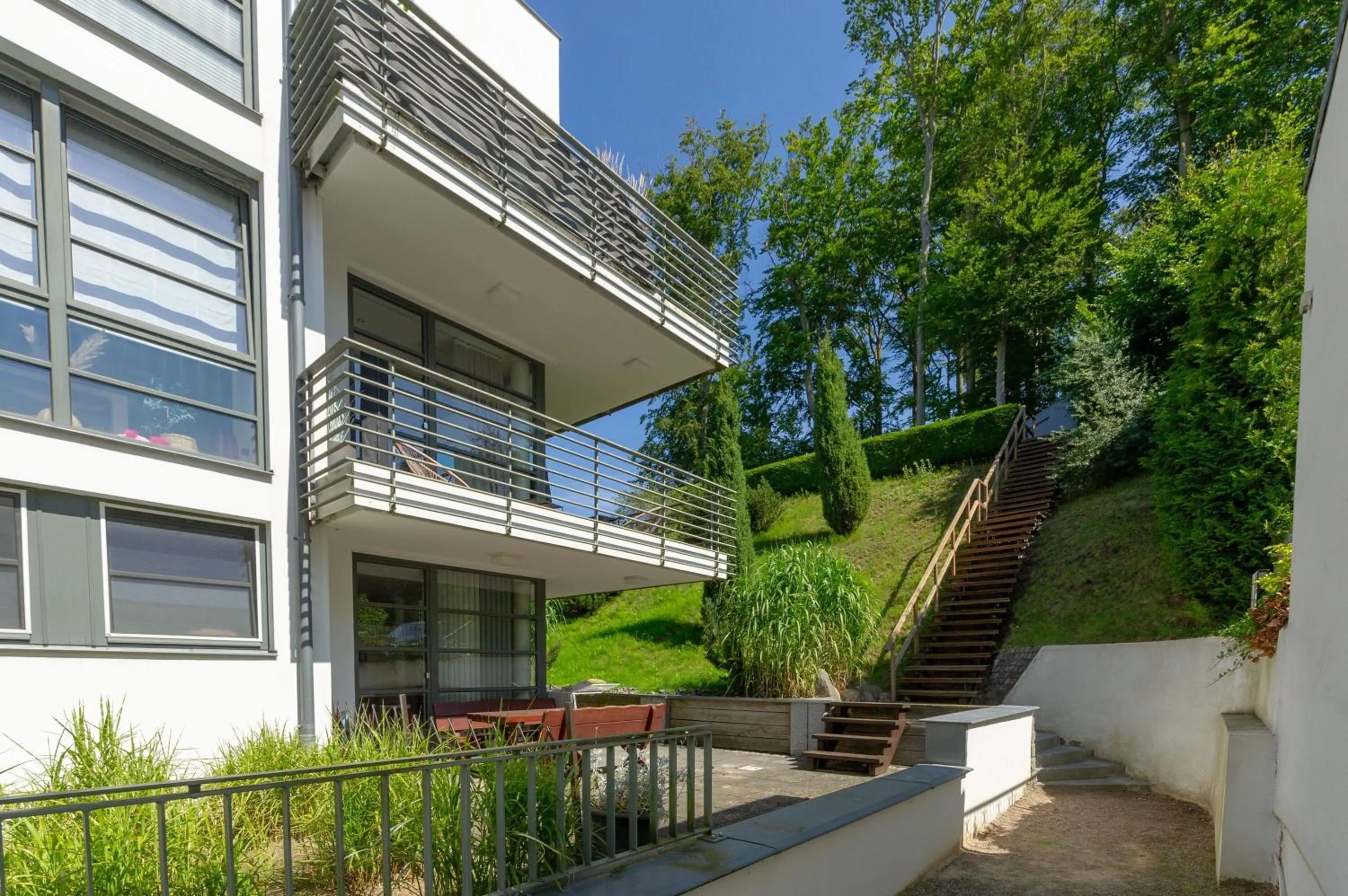 Property building in Villa Paula in Sellin - Penthouse mit Kamin und Dachterrasse