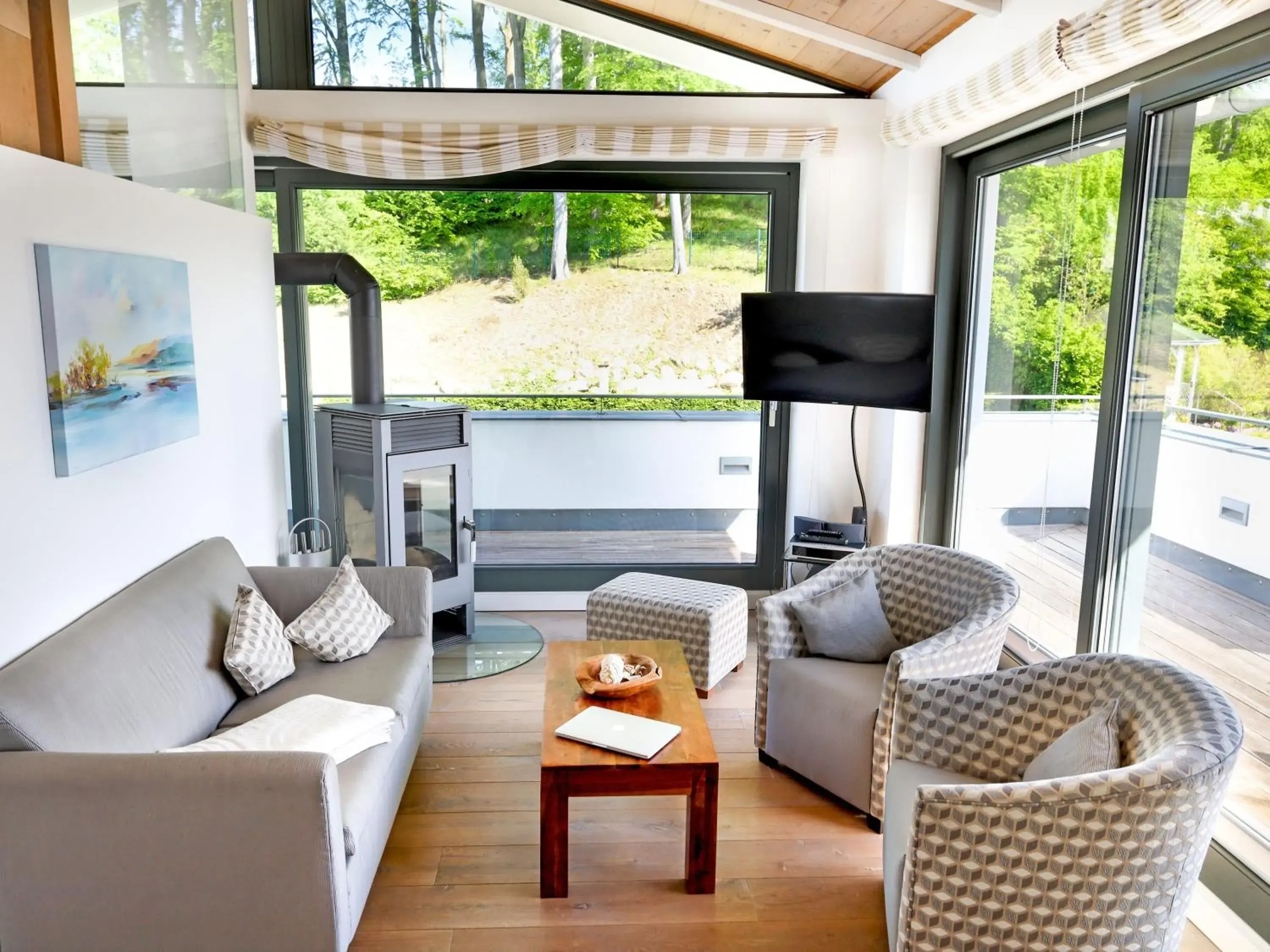 Villa Paula in Sellin - Penthouse mit Kamin und Dachterrasse Villa Paula in Sellin - Penthouse mit Kamin und Dachterrasse