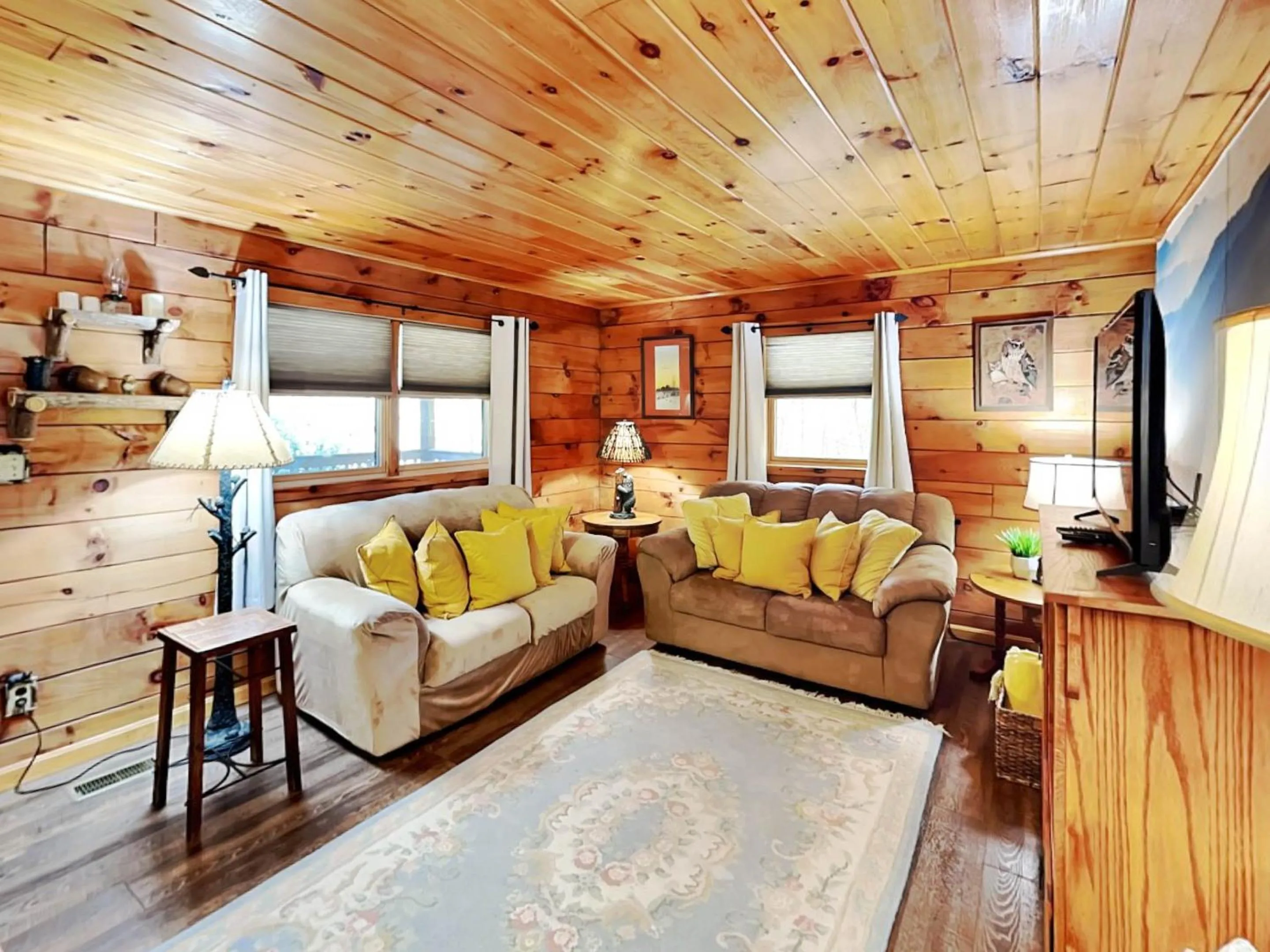 Cozy Cabin