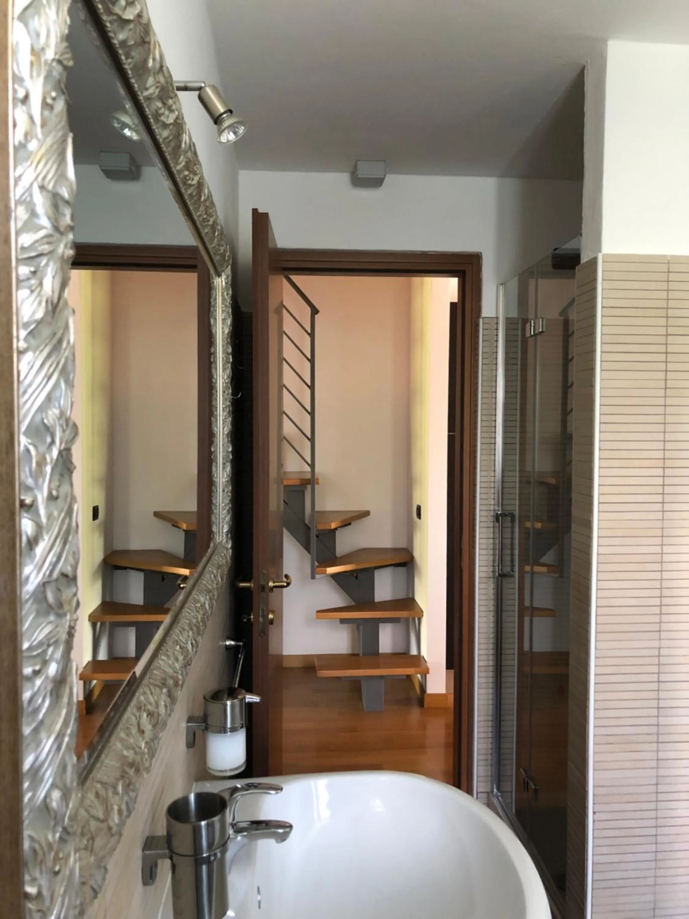 Shower in La Valletta Suite