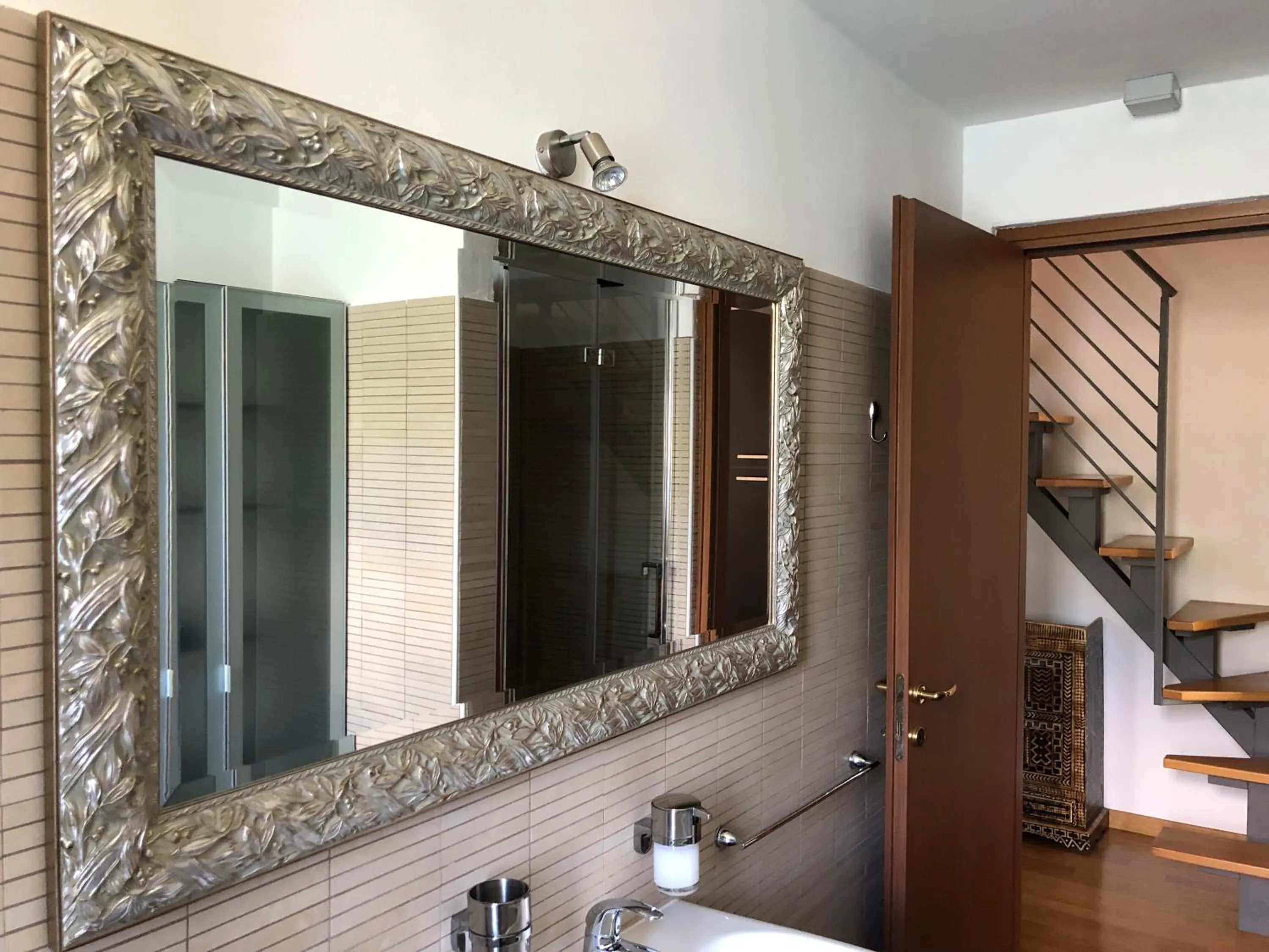 Shower in La Valletta Suite
