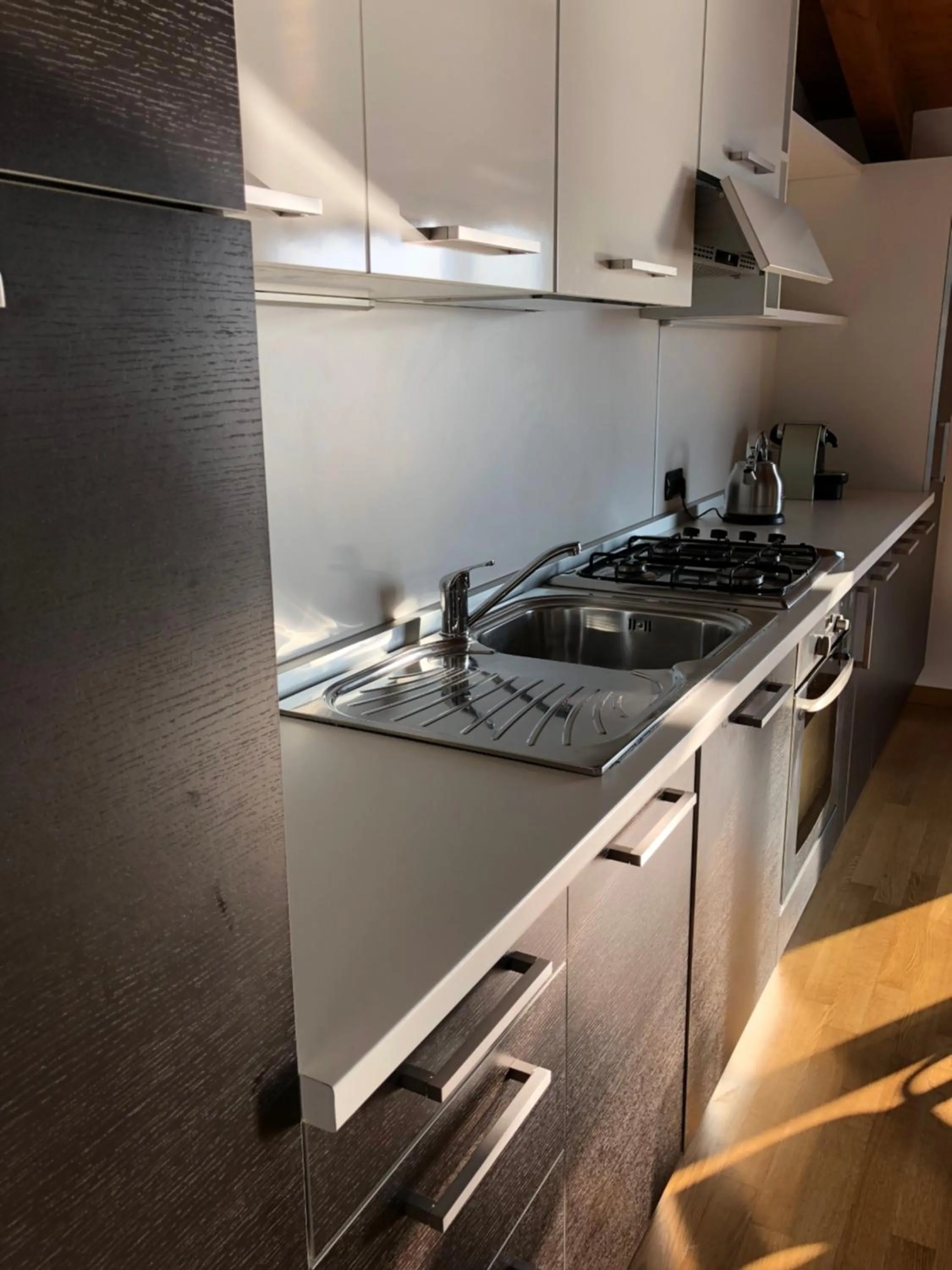 Kitchen or kitchenette in La Valletta Suite
