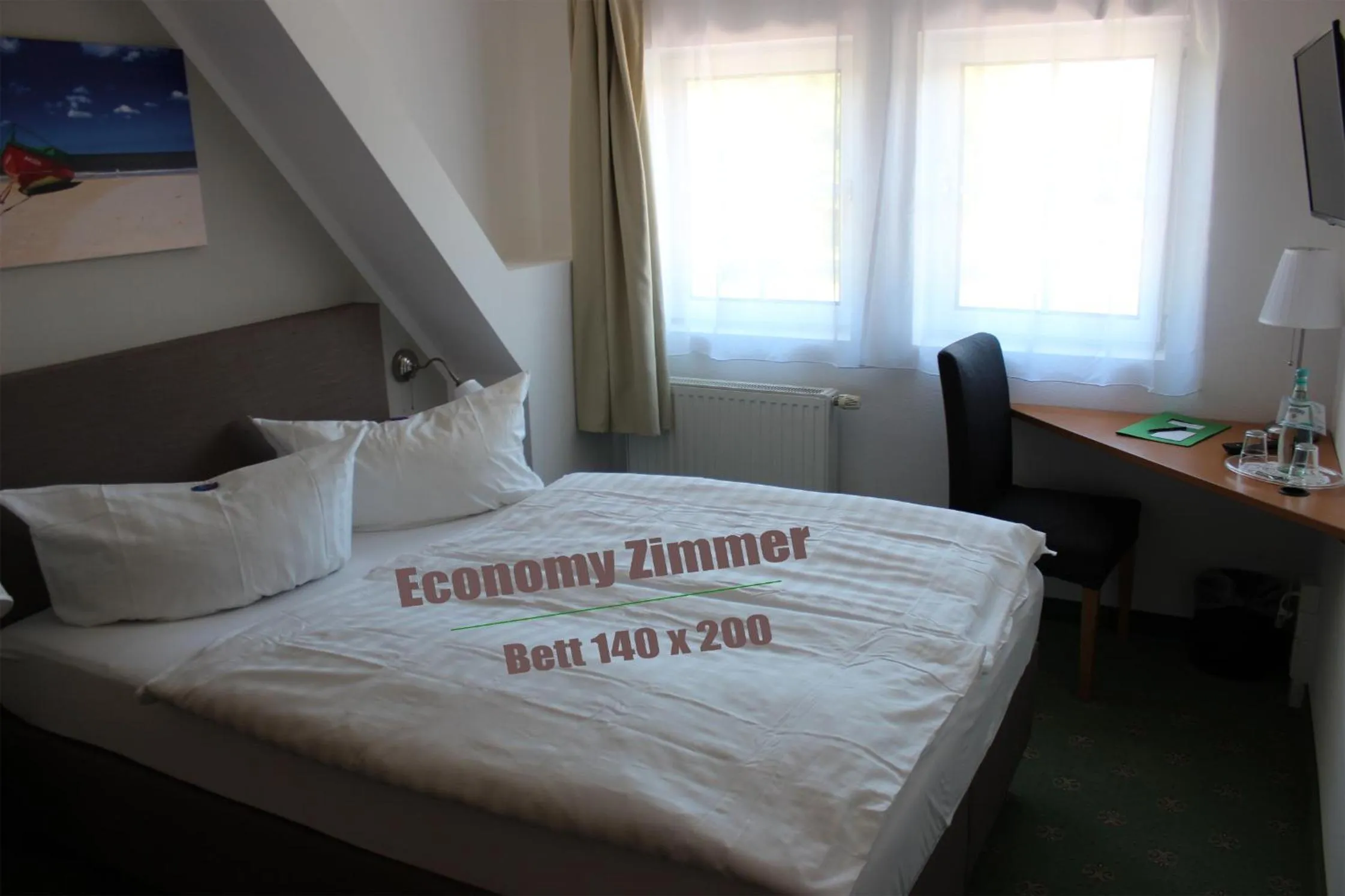 Decorative detail, Bed in Hotel und Restaurant "Zur Zwiebel"