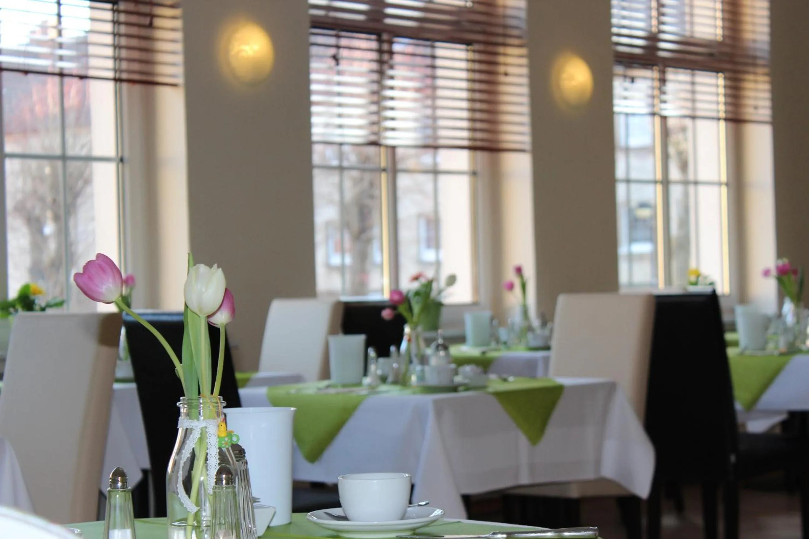 Restaurant/places to eat in Hotel und Restaurant "Zur Zwiebel"