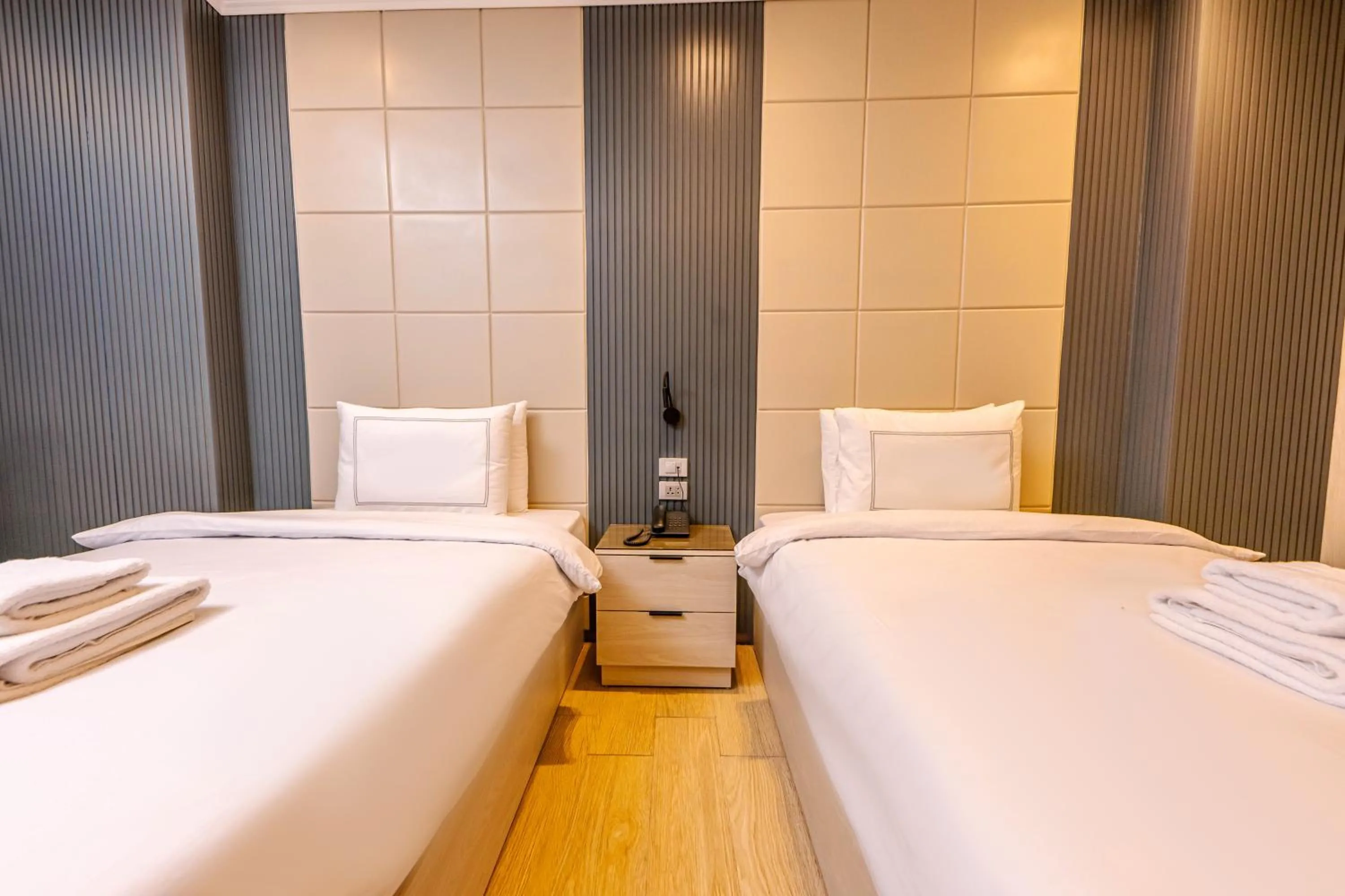 Bedroom, Bed in Remal Pyramids Hotel