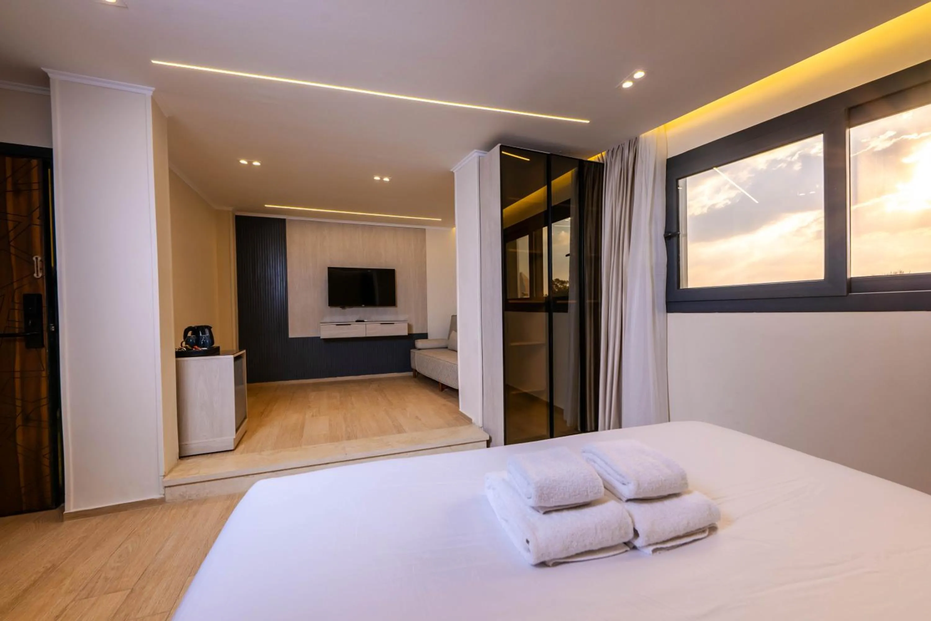 Bedroom, Bed in Remal Pyramids Hotel