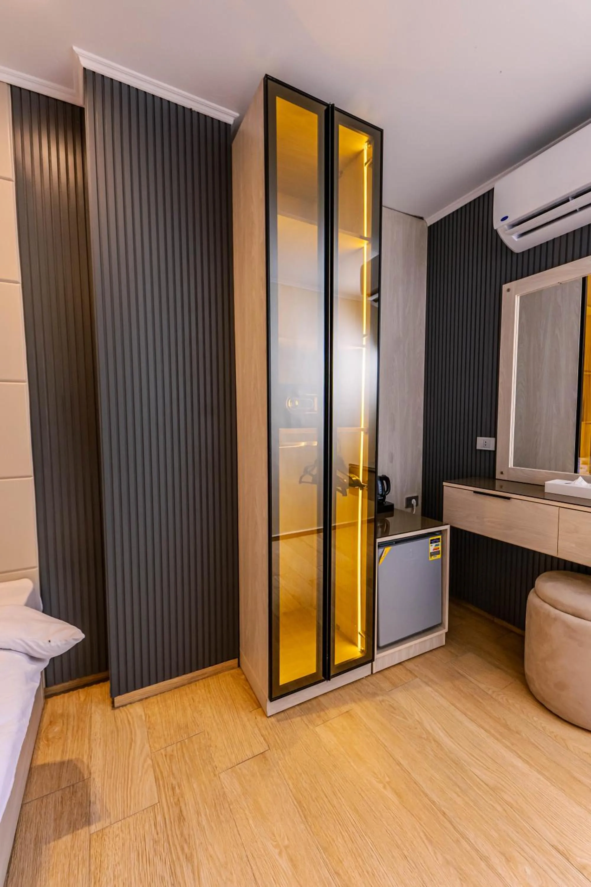 Bedroom in Remal Pyramids Hotel