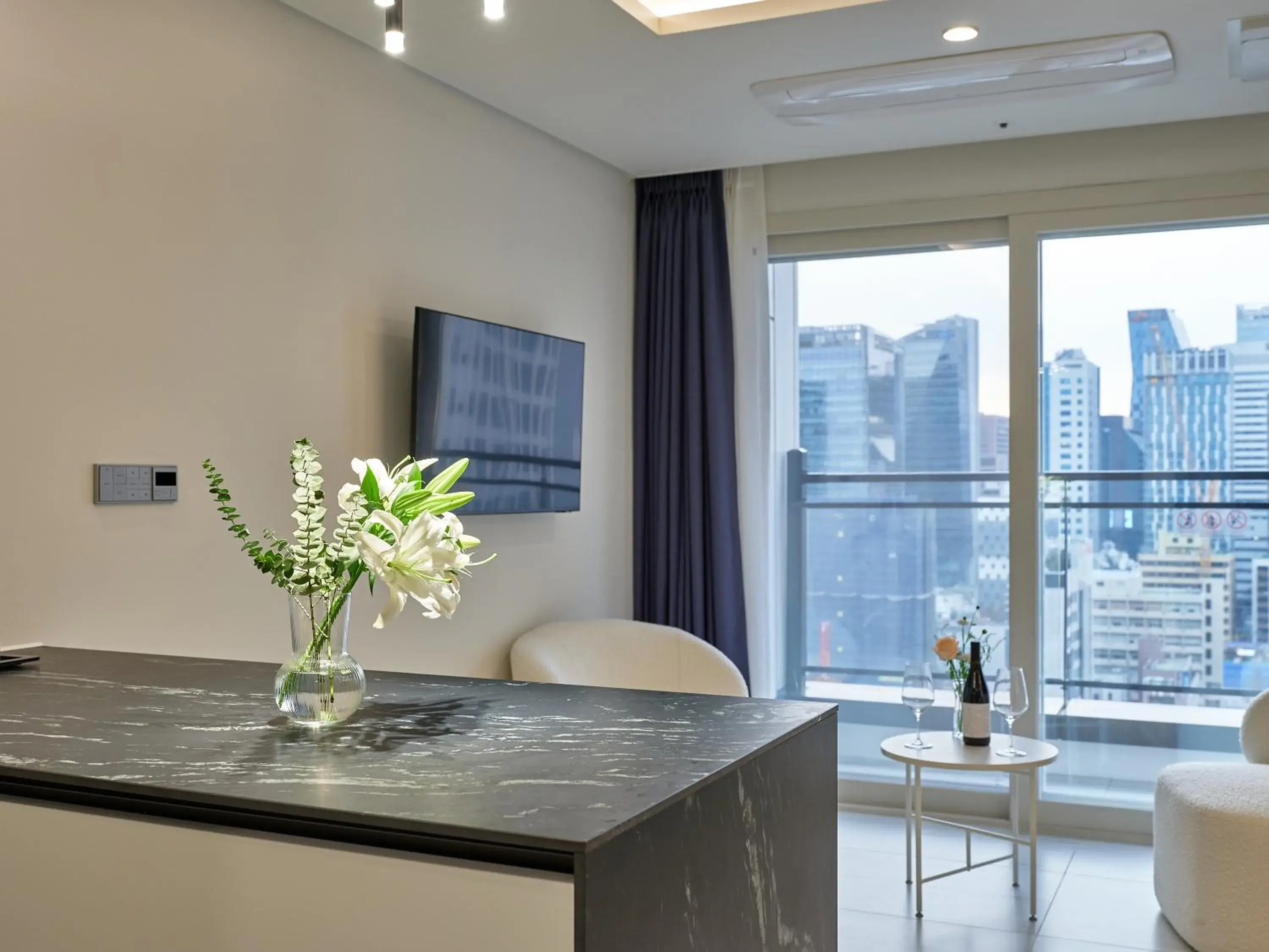 Premier Suite Twin in Hotel The Botanik Sewoon Myeongdong Premier Suite Twin in Hotel The Botanik Sewoon Myeongdong