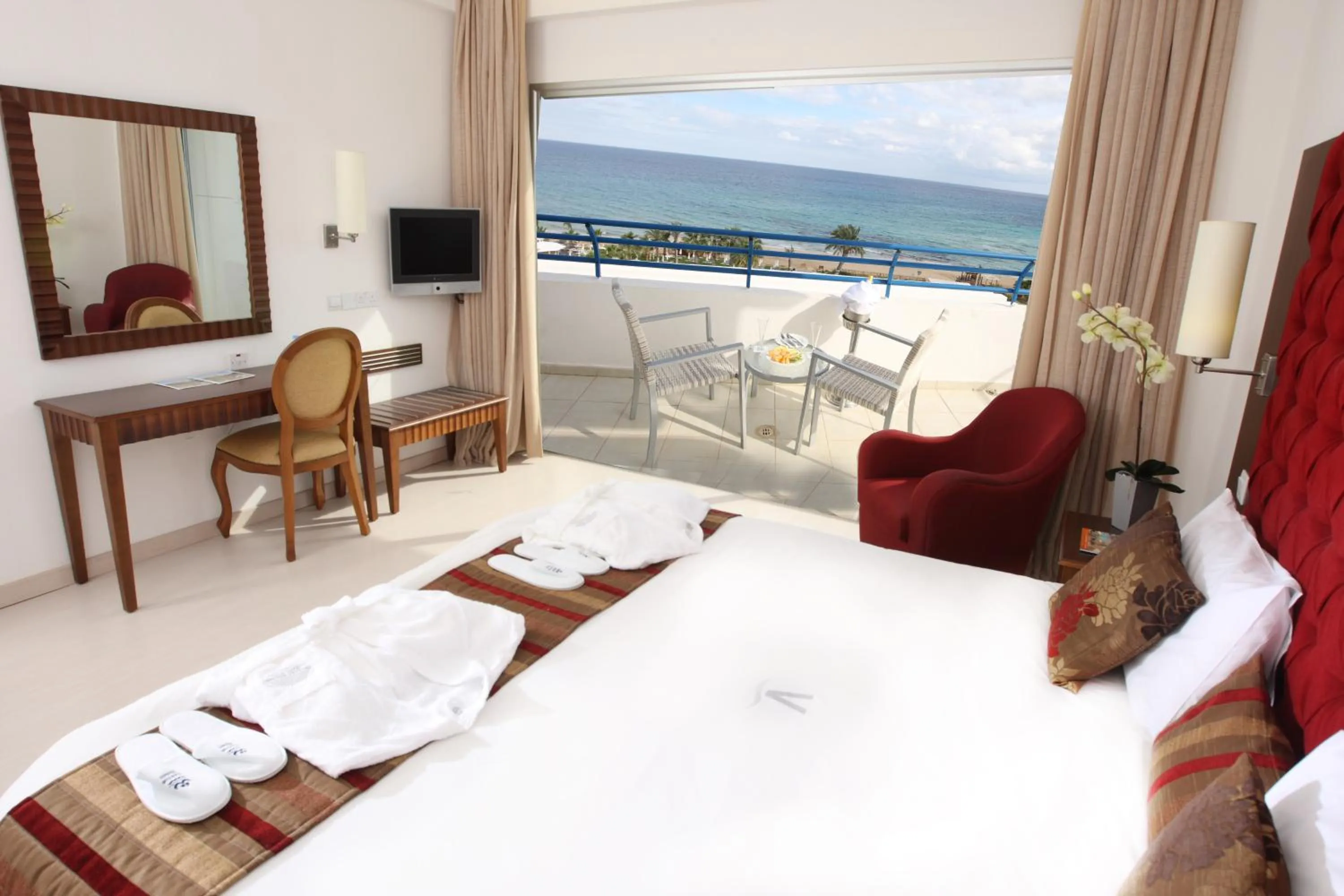 Bed in Vrissiana Boutique Beach Hotel