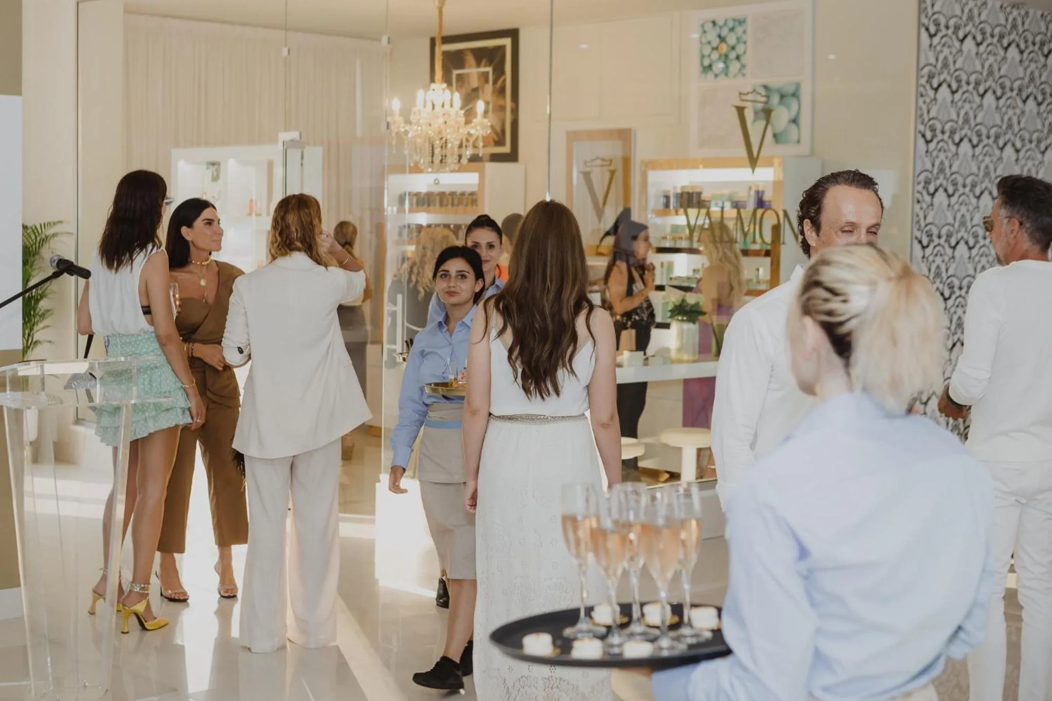 On-site shops in Vrissiana Boutique Beach Hotel