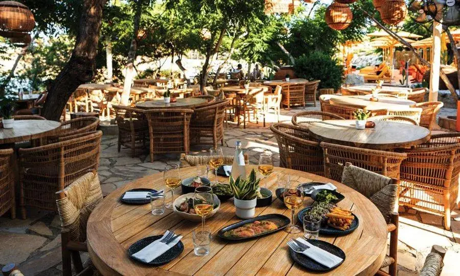 Restaurant/places to eat in Odessa Beach Hotel Restaurant/places to eat in Odessa Beach Hotel