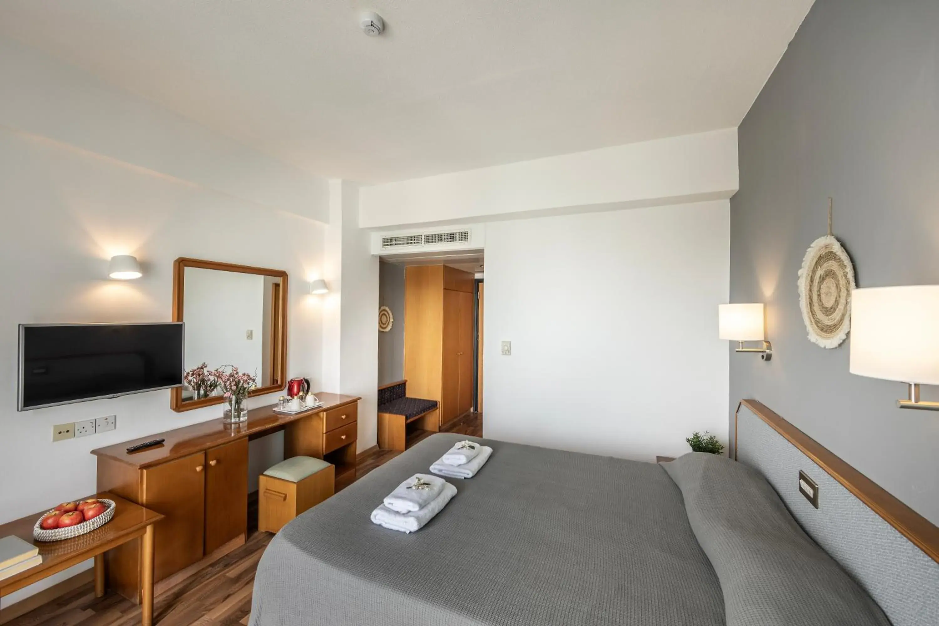 Bed in Antigoni Hotel Bed in Antigoni Hotel