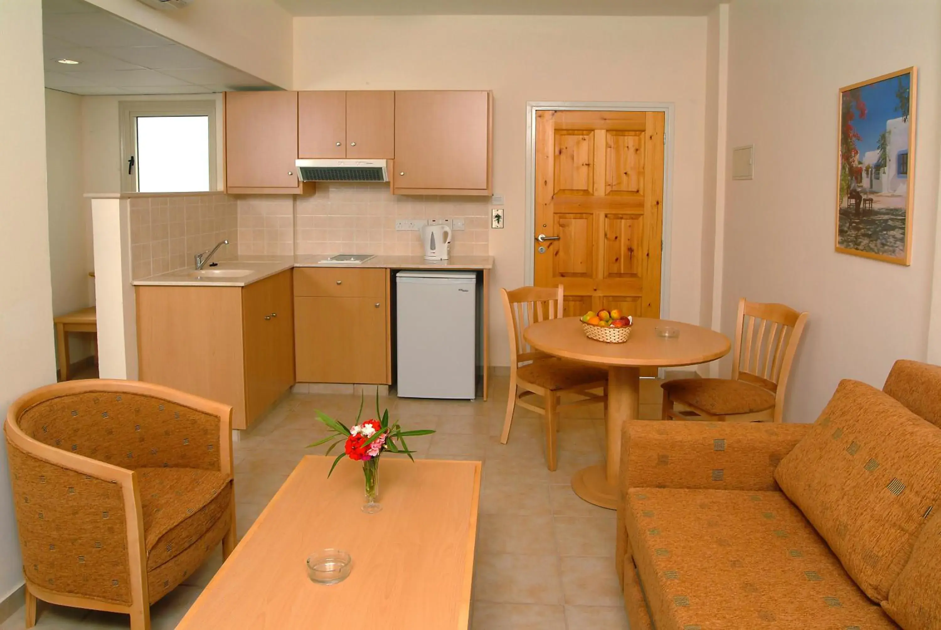 Bedroom, Kitchen/Kitchenette in Tsokkos Paradise Holiday Village