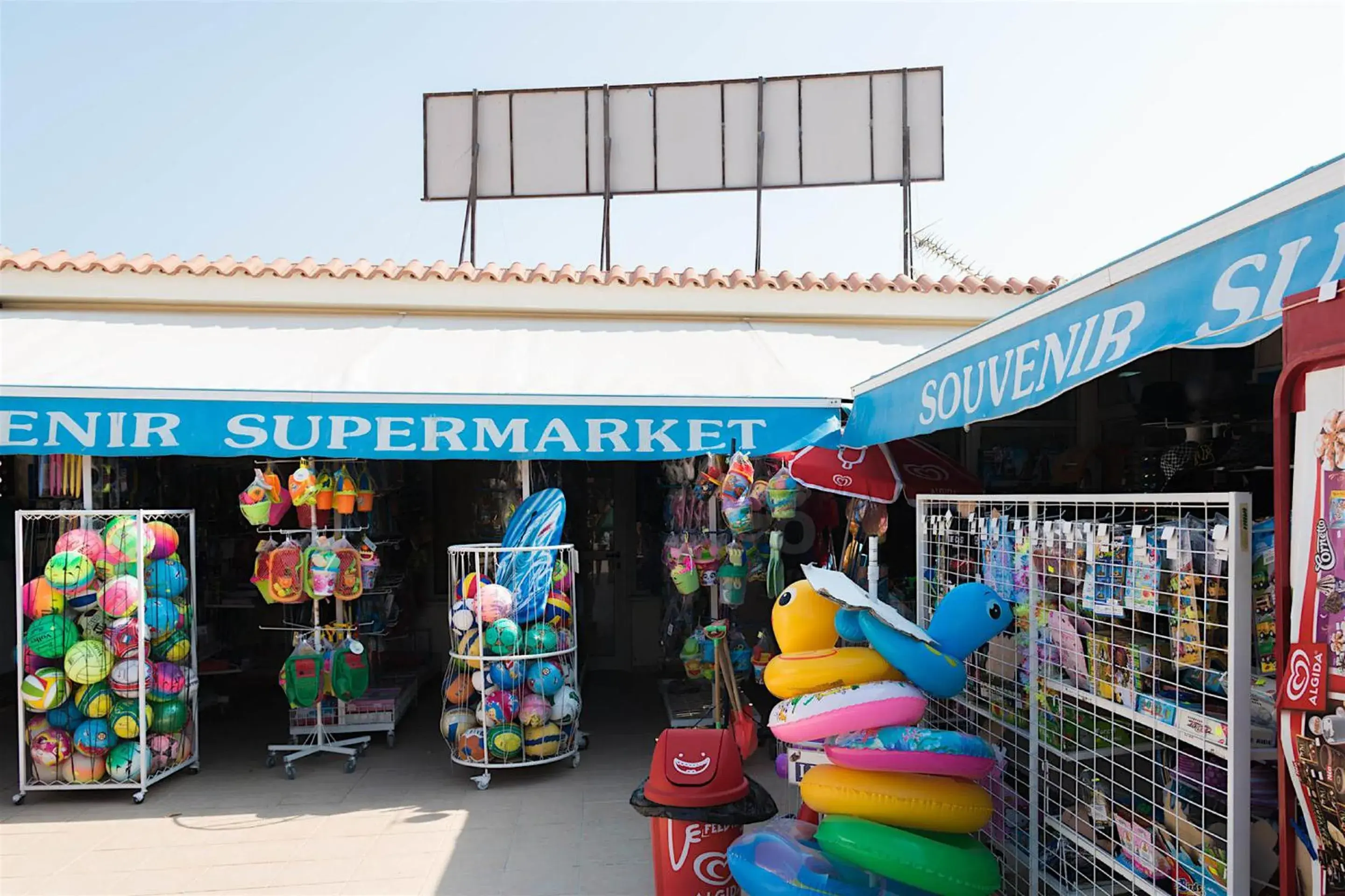 On-site shops in Tsokkos Paradise Holiday Village