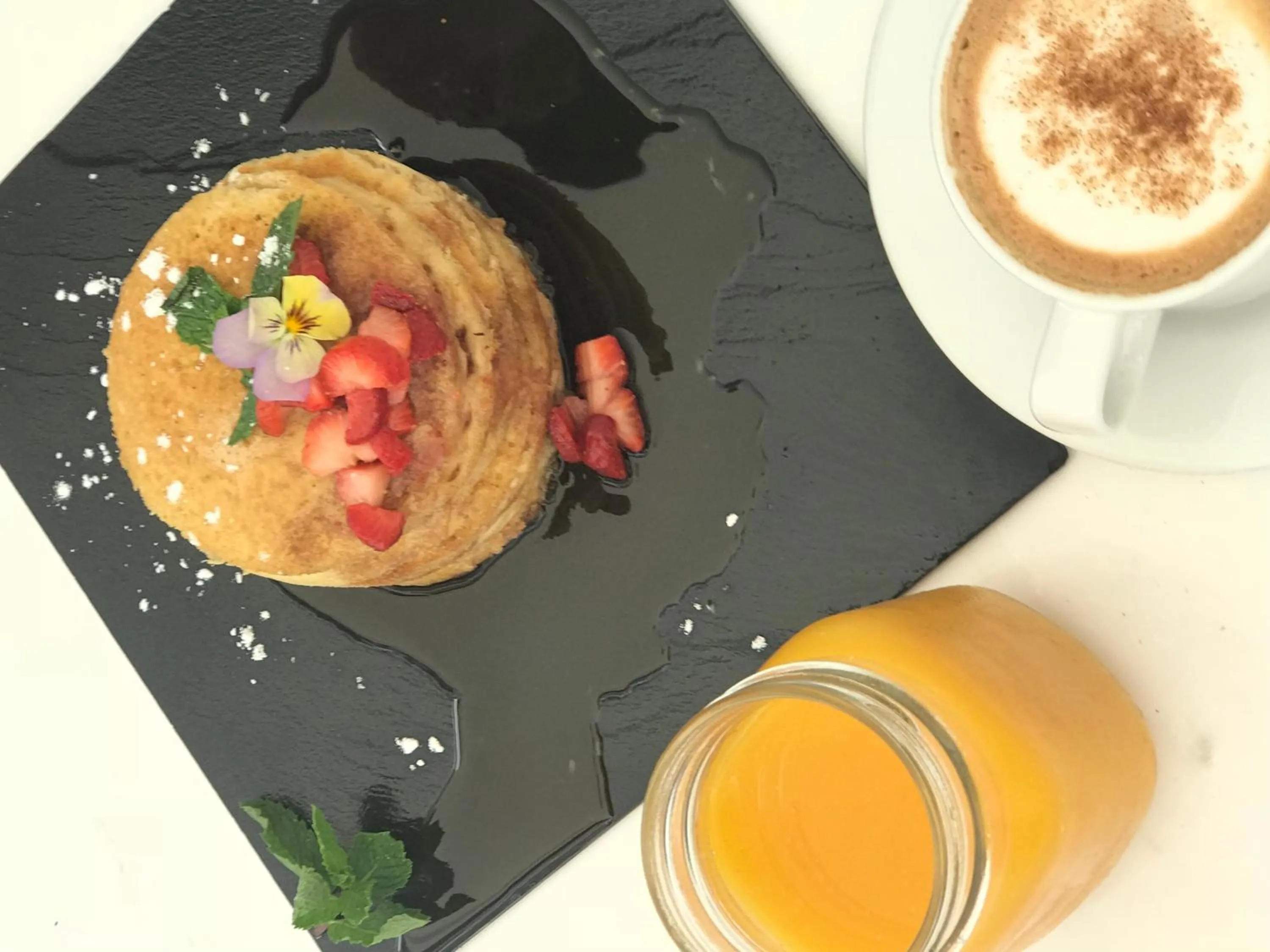 Food and drinks in Hotel Gran David