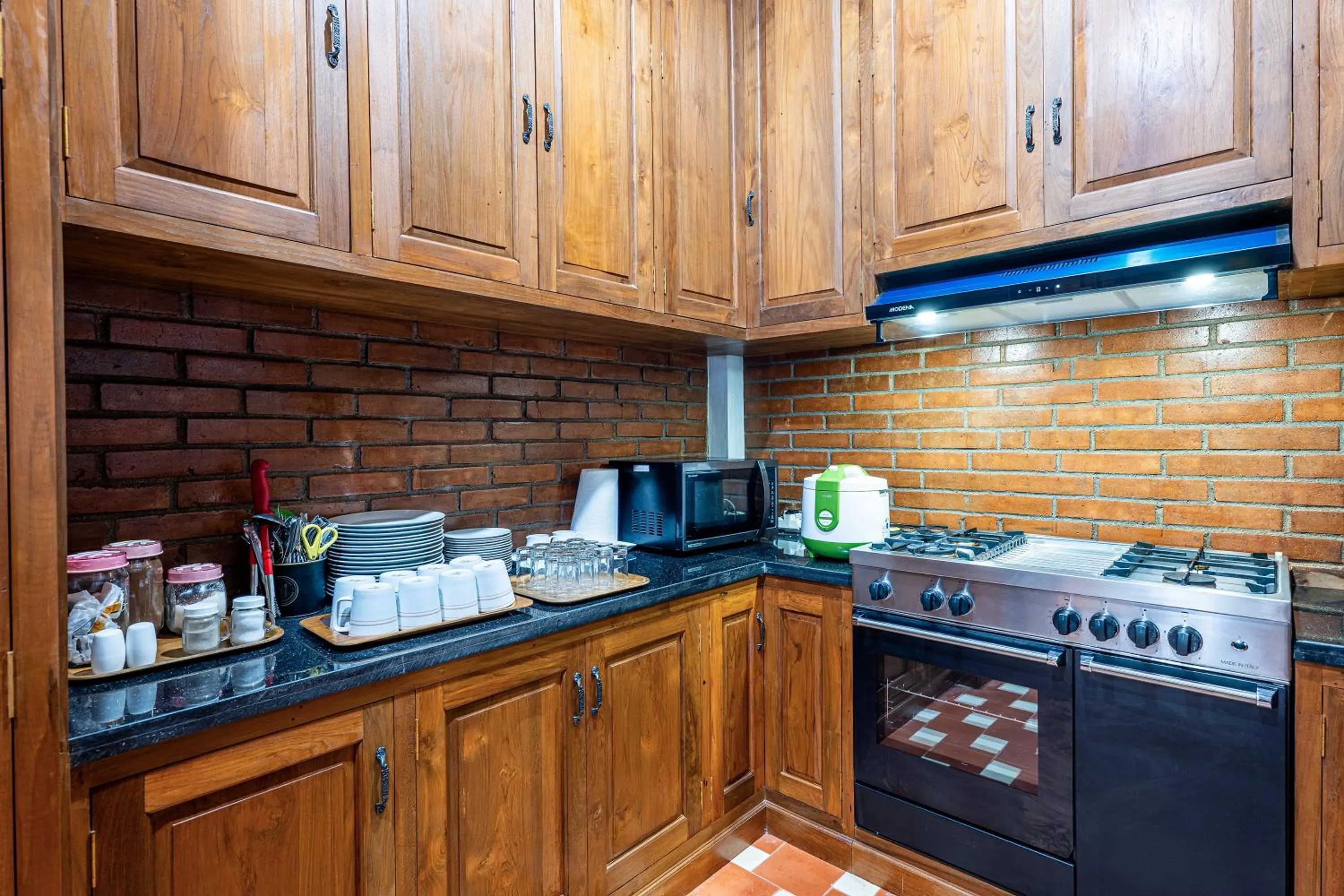 Kitchen or kitchenette in Joglo Wardani