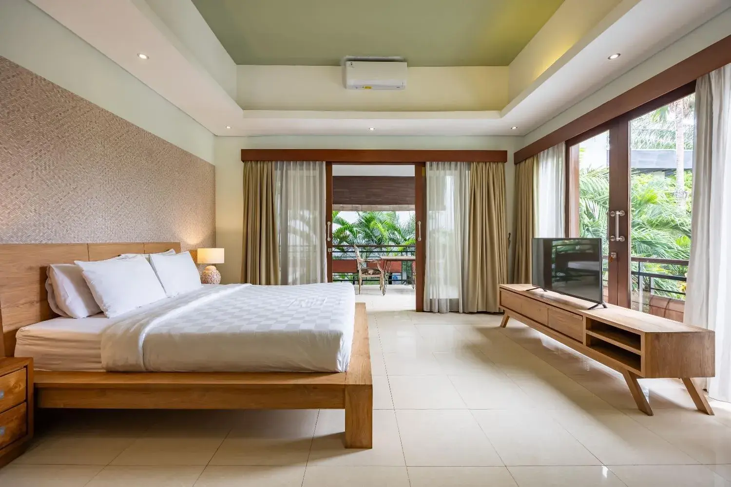 Bedroom, Bed in Cove The Ricks Villa Bedroom, Bed in Cove The Ricks Villa