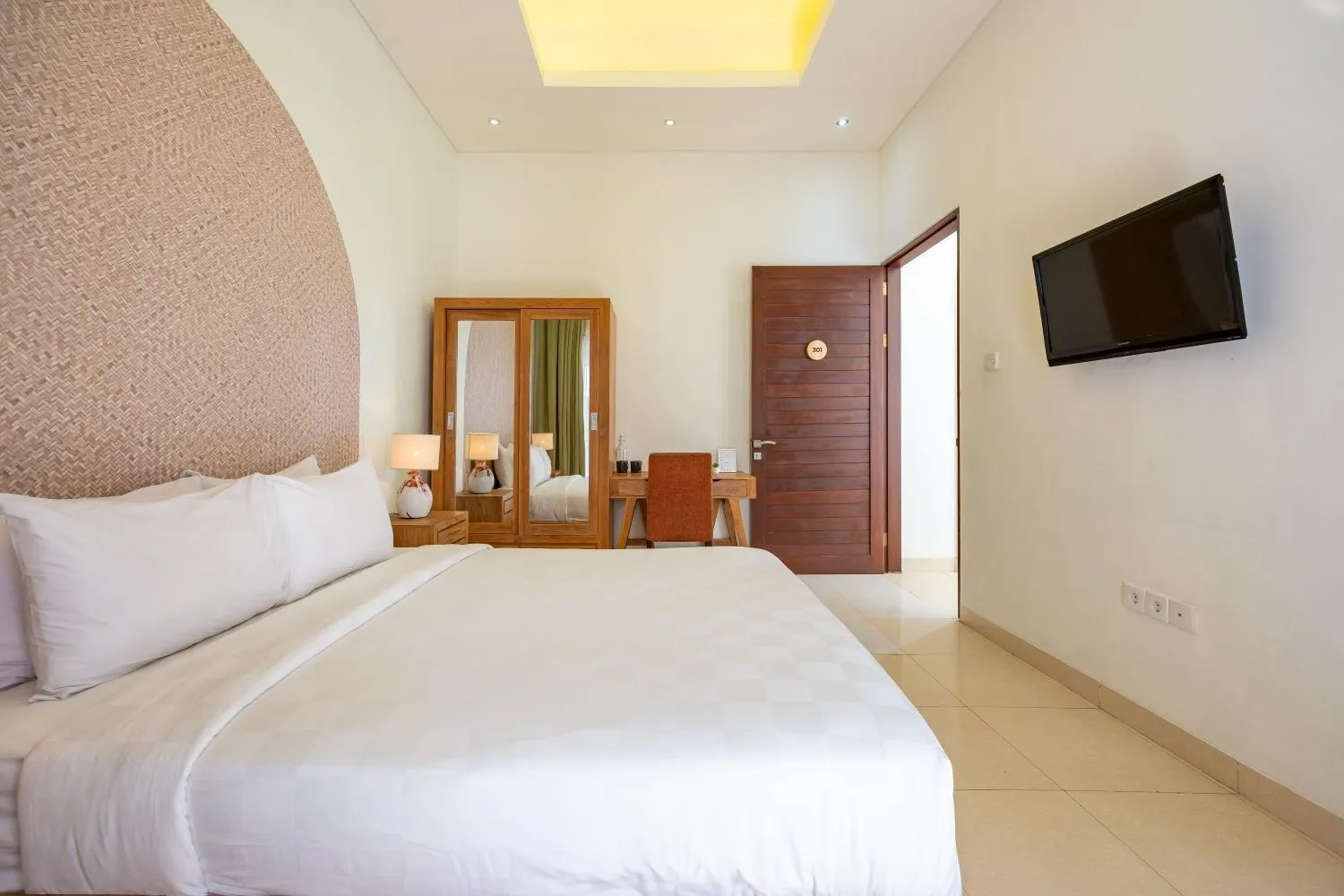 Bedroom, Bed in Cove The Ricks Villa