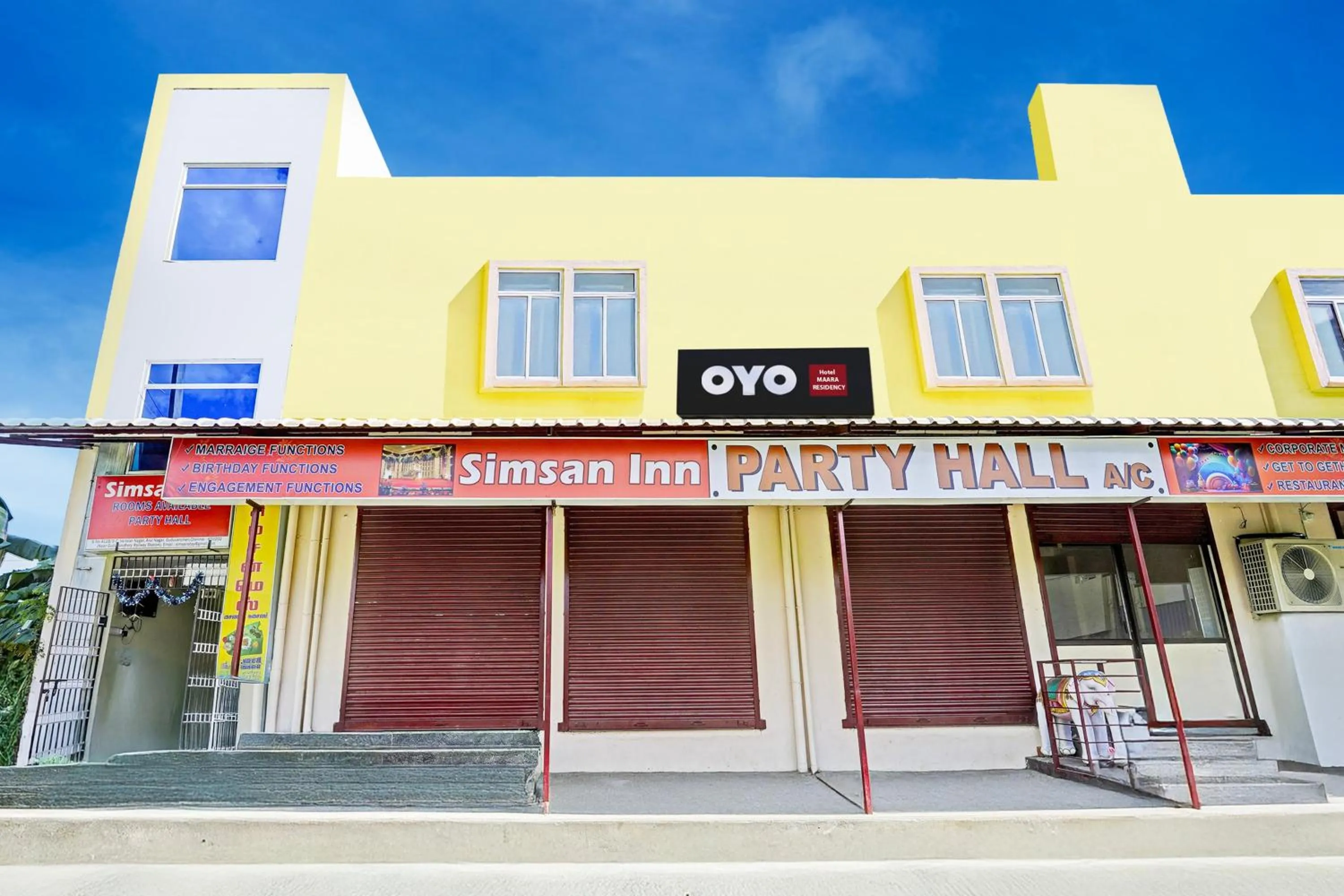 Facade/entrance in Super Collection O Guduvancheri Railway Station