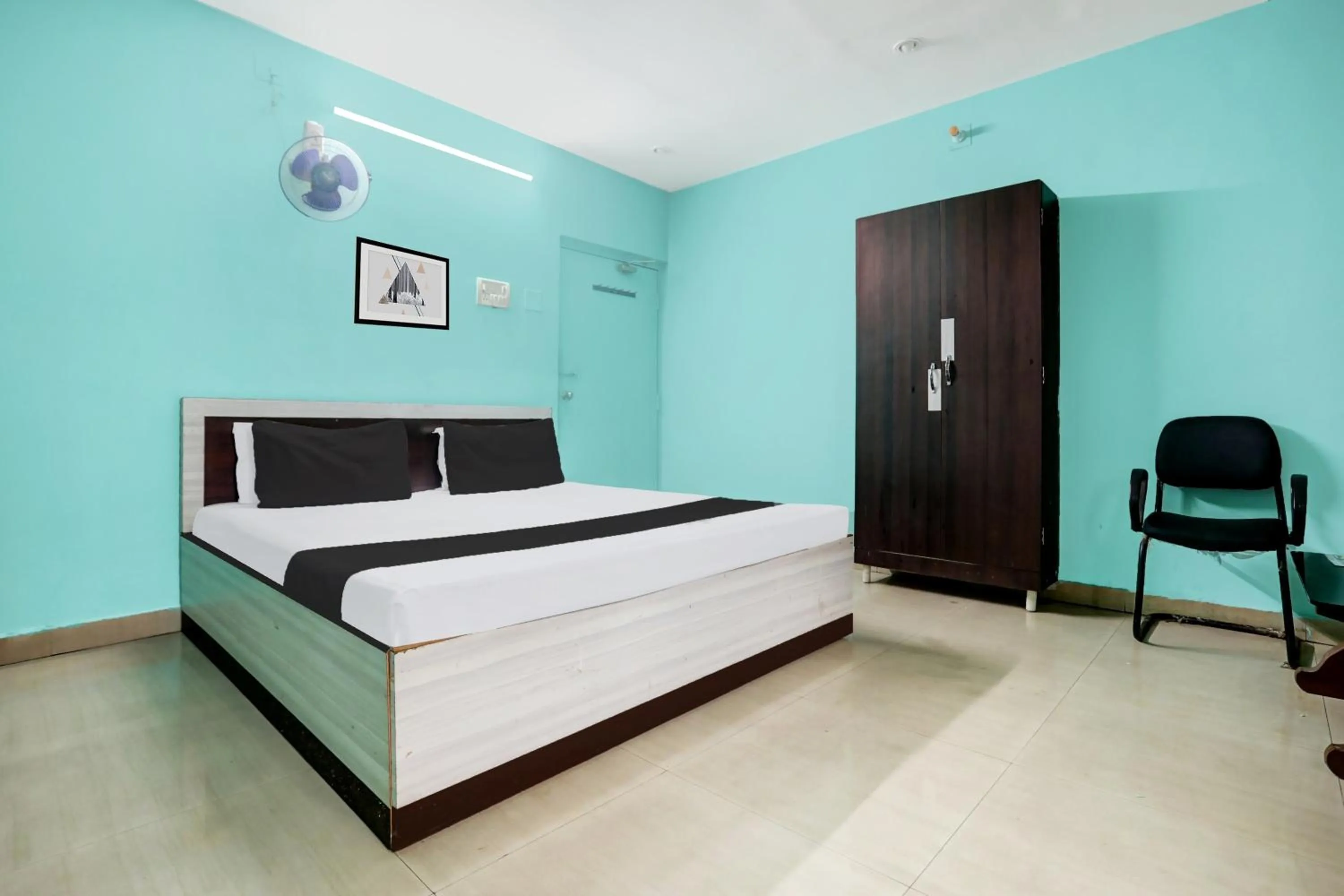 Bedroom, Bed in Hotel O Bridge View