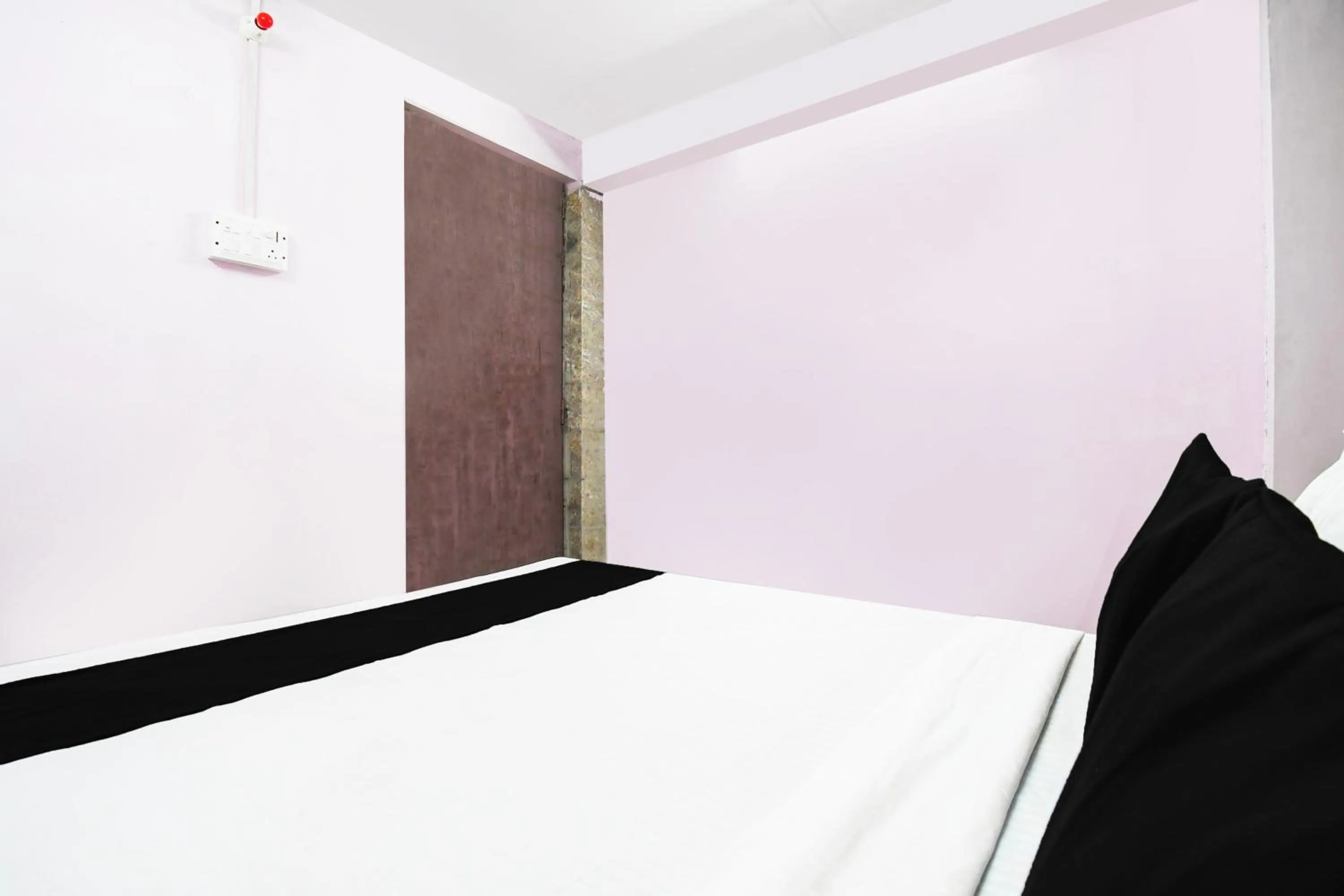 Bedroom, Bed in Hotel O SUKOON