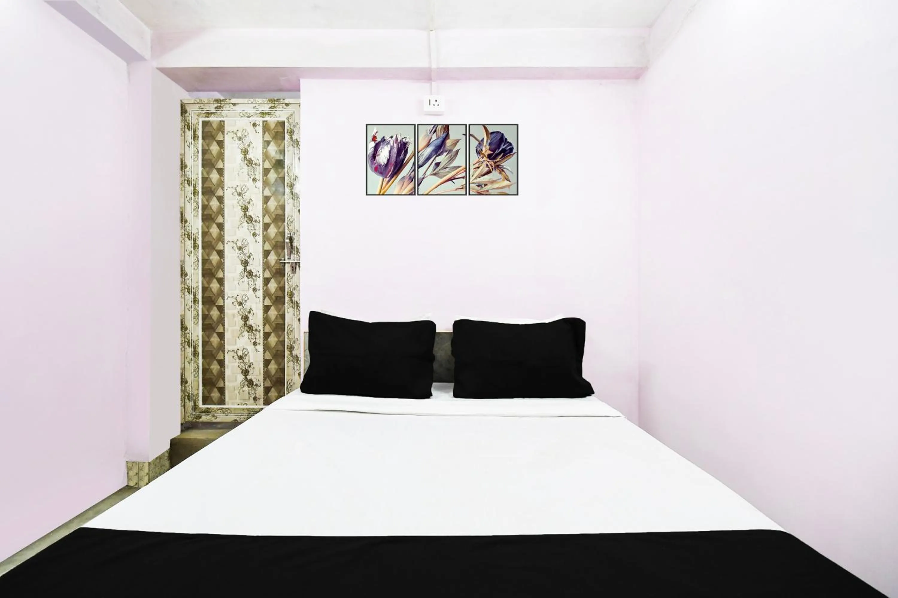 Bedroom, Bed in Hotel O SUKOON