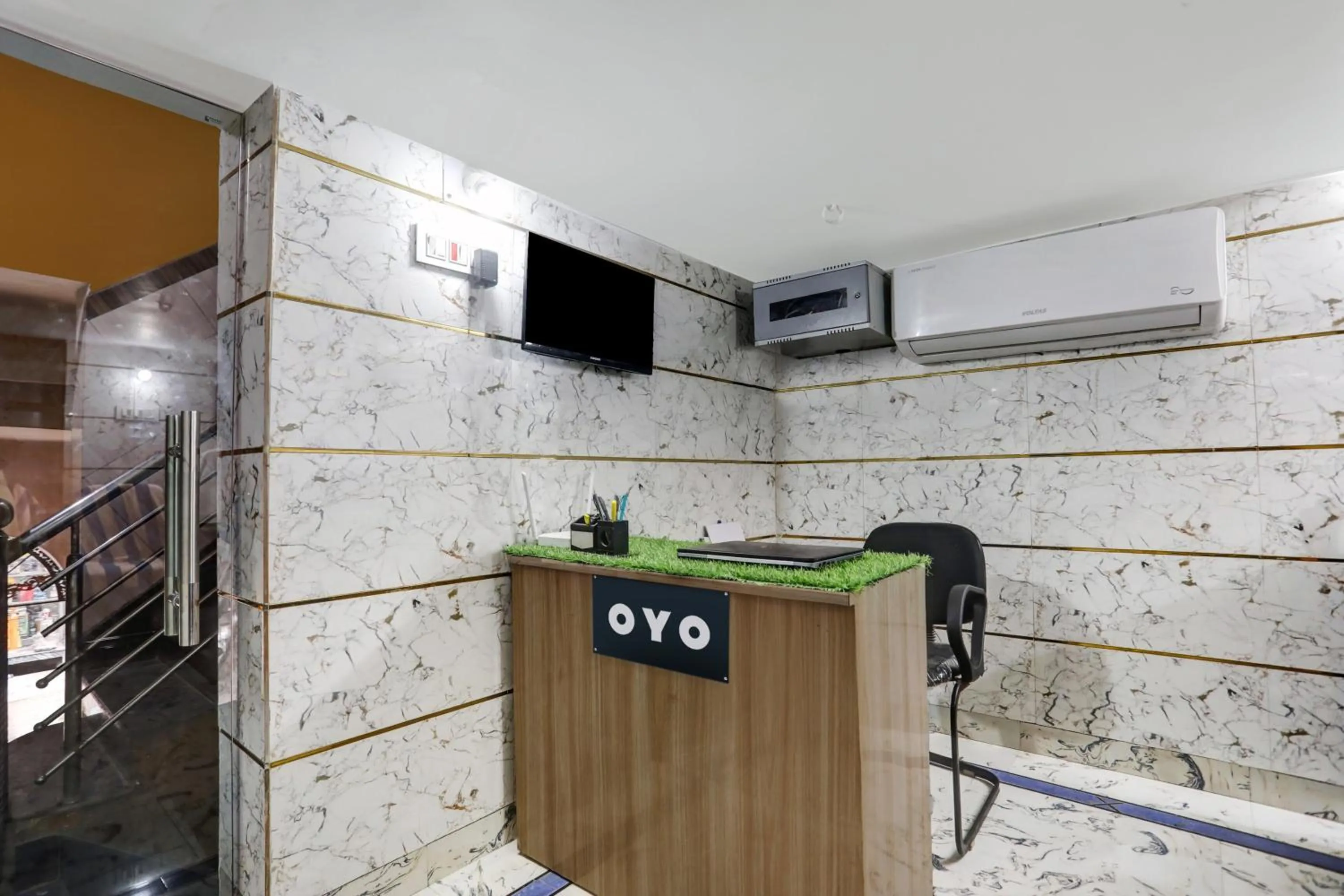 Lobby or reception in Hotel O Kailash Mansarovar