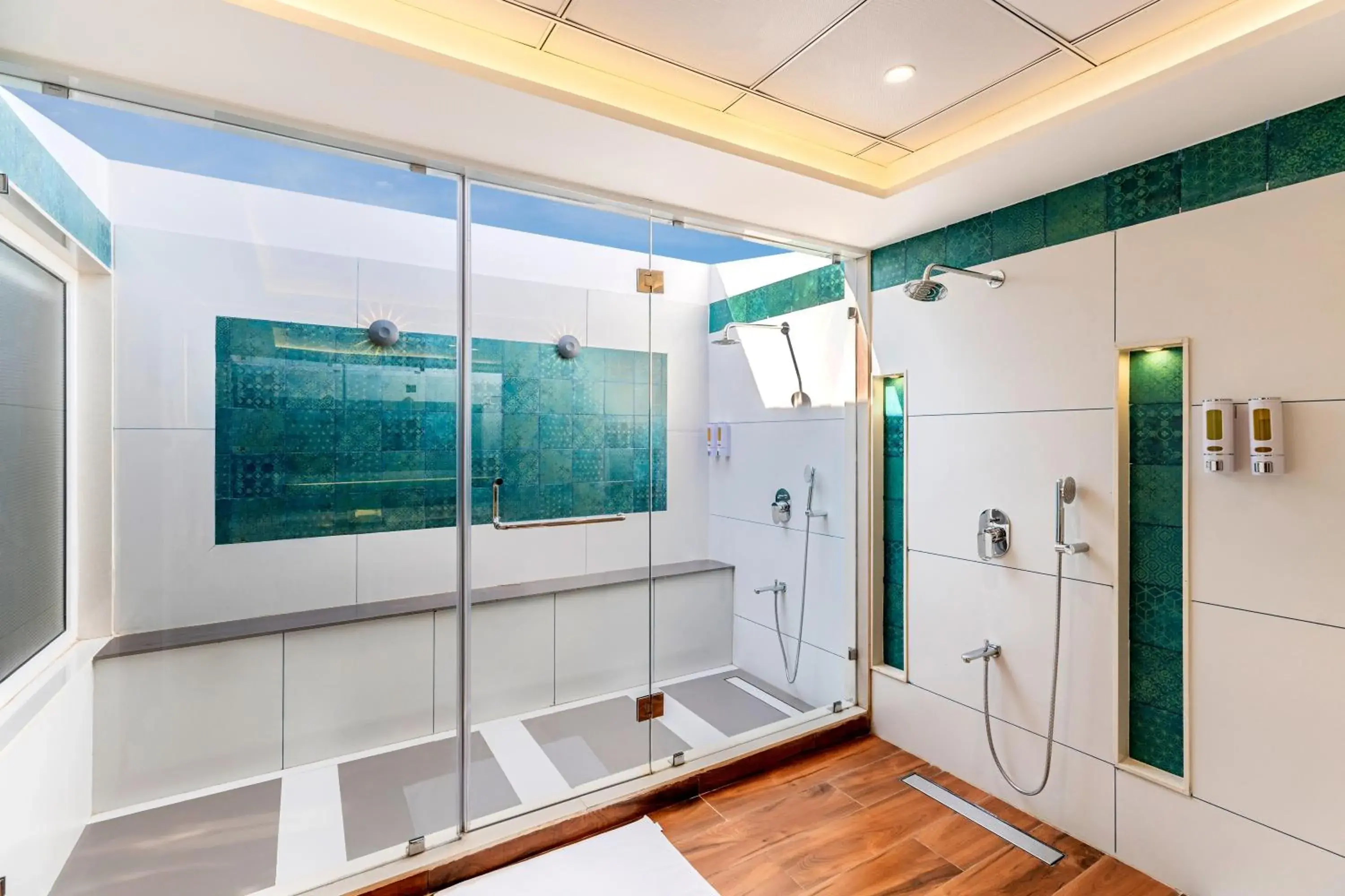 Suite - single occupancy in Enrise by Sayaji Dwarka Suite - single occupancy in Enrise by Sayaji Dwarka
