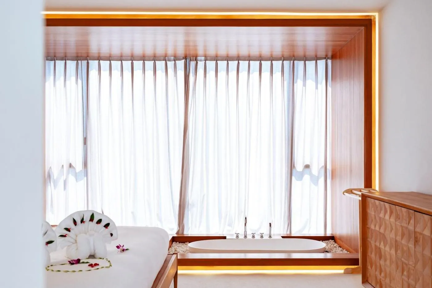 Bed in Anzhu Seamate Villa Samui