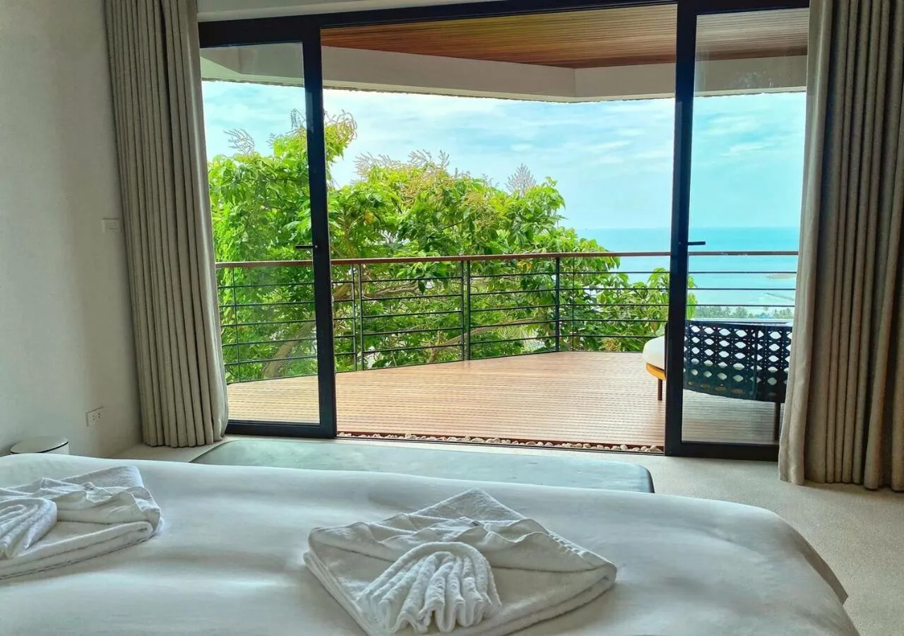 Bed in Anzhu Seamate Villa Samui
