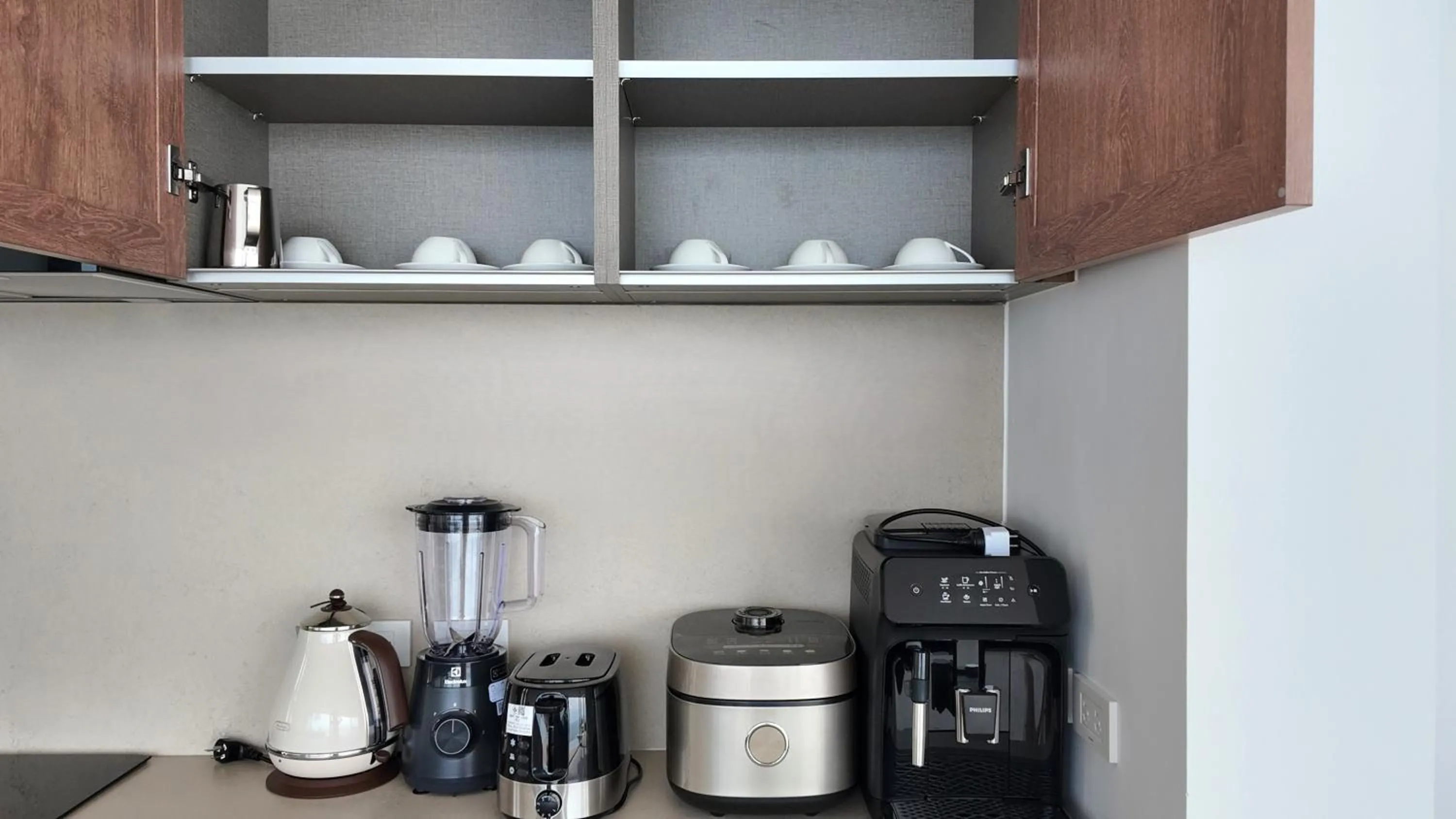 Coffee/tea facilities in Anzhu Seamate Villa Samui