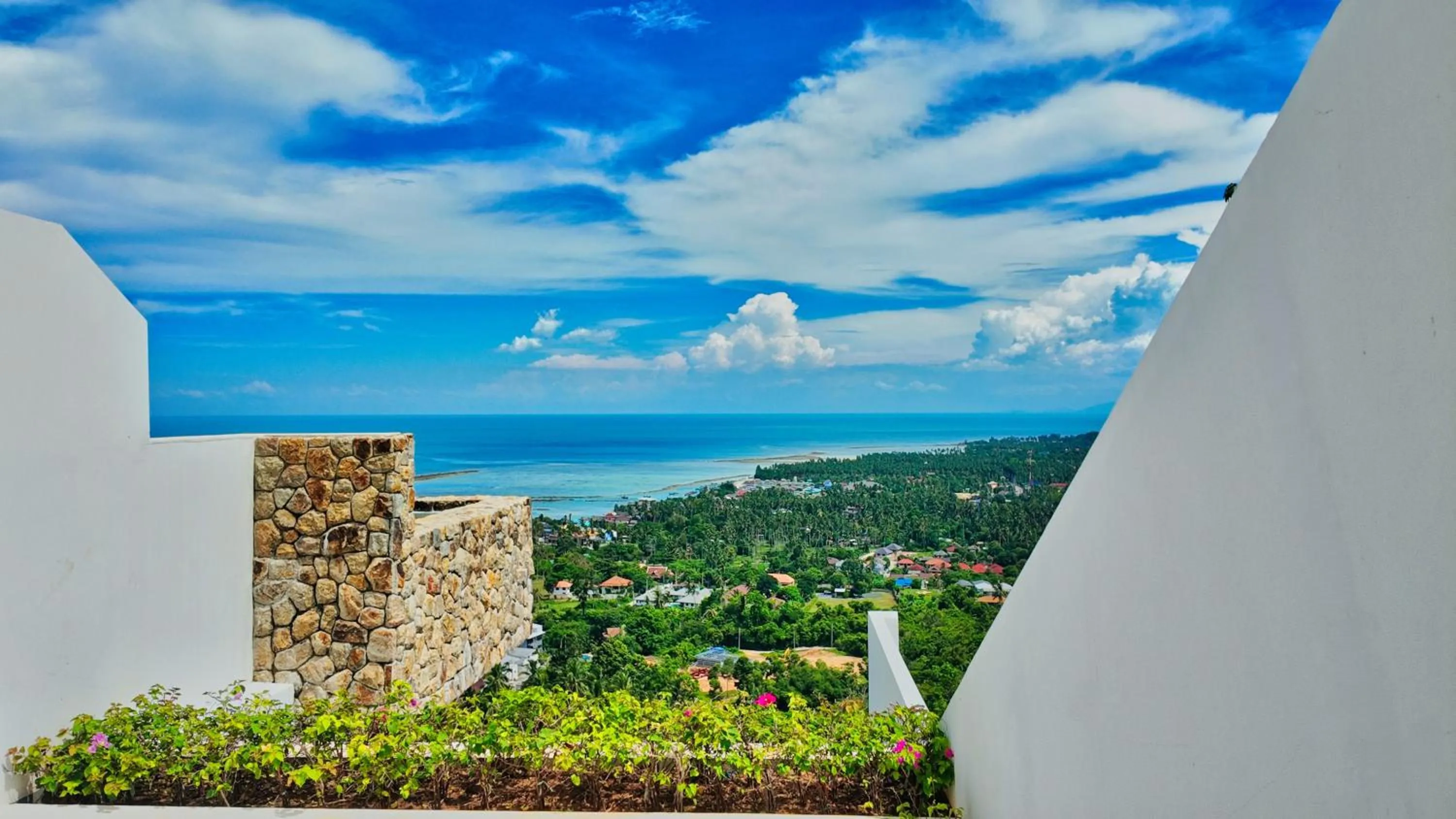 Facade/entrance in Anzhu Seamate Villa Samui