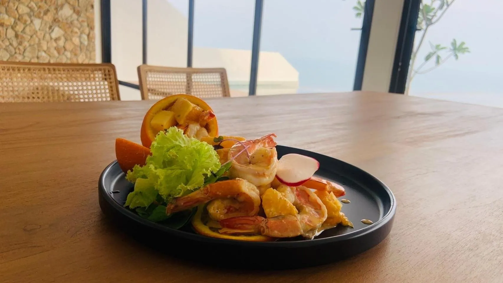 Food and drinks in Anzhu Seamate Villa Samui