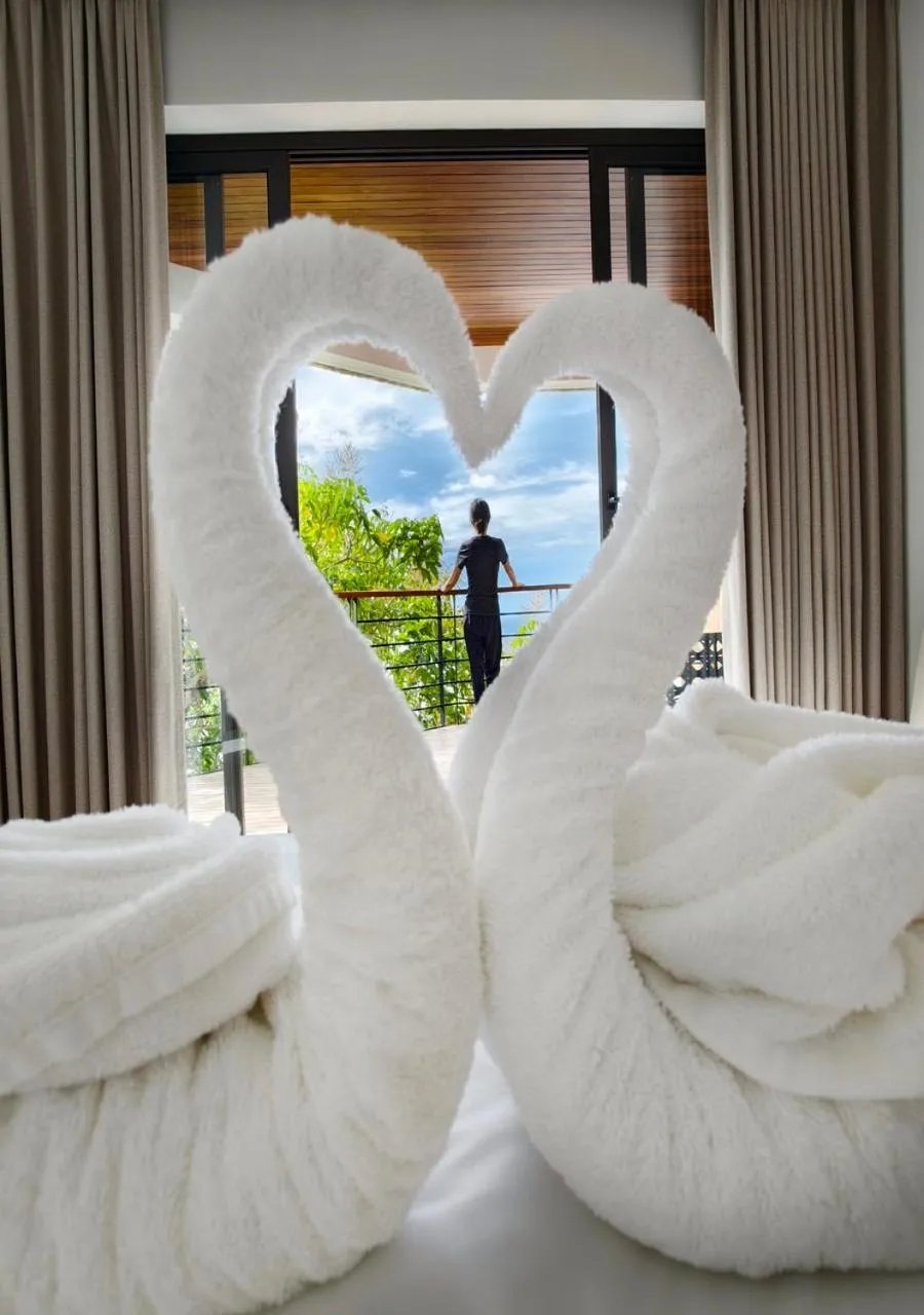 Bed in Anzhu Seamate Villa Samui